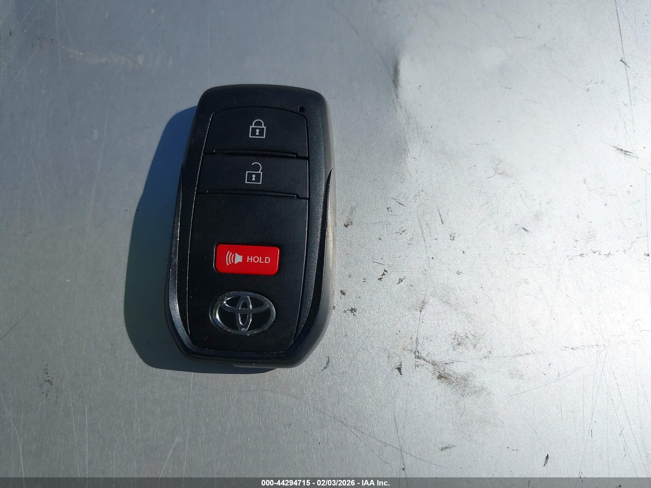 TOYOTA TACOMA image 11