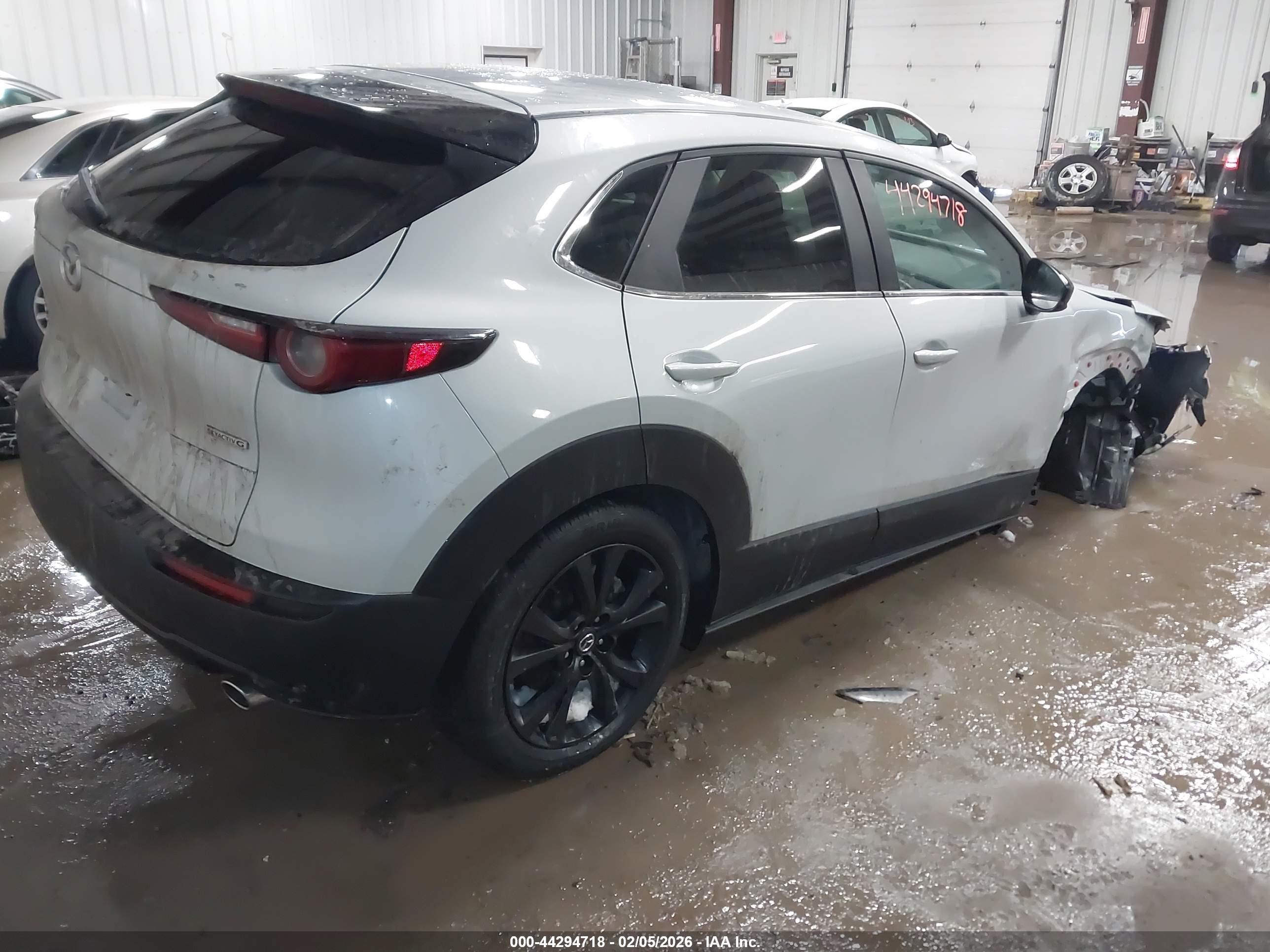 MAZDA CX-30 image 4