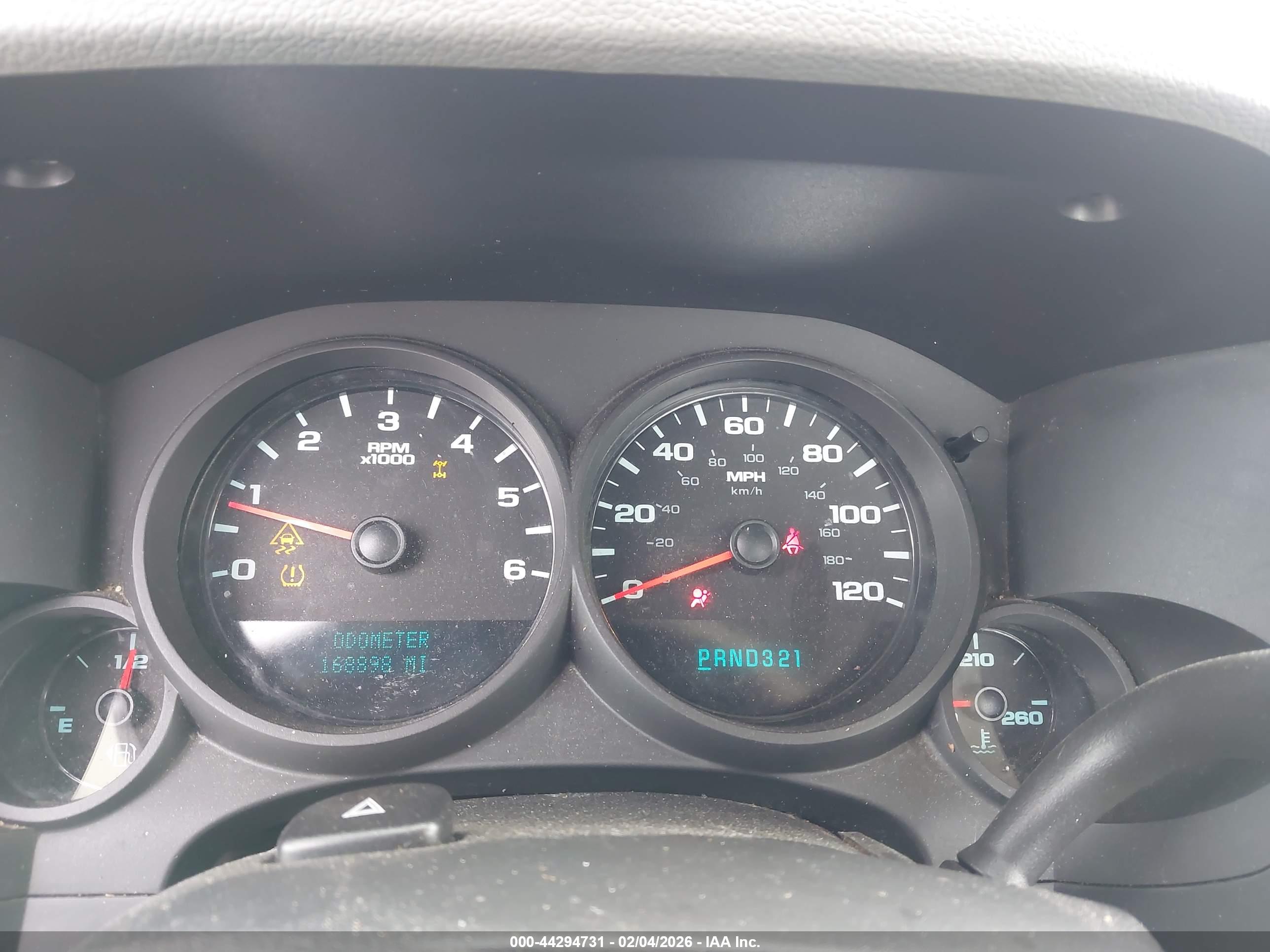 CHEVROLET SILVERADO image 7