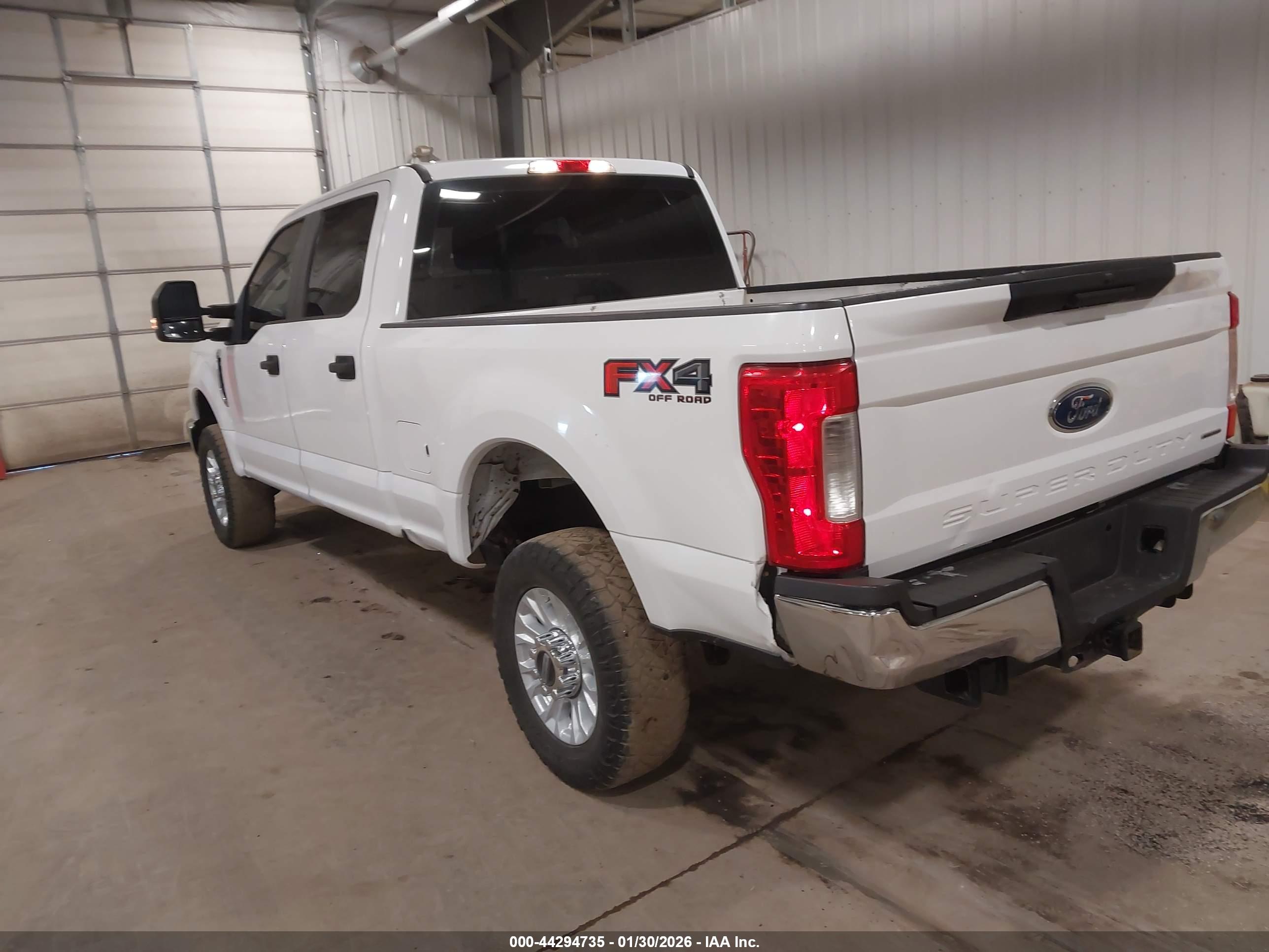 FORD F-250 image 3