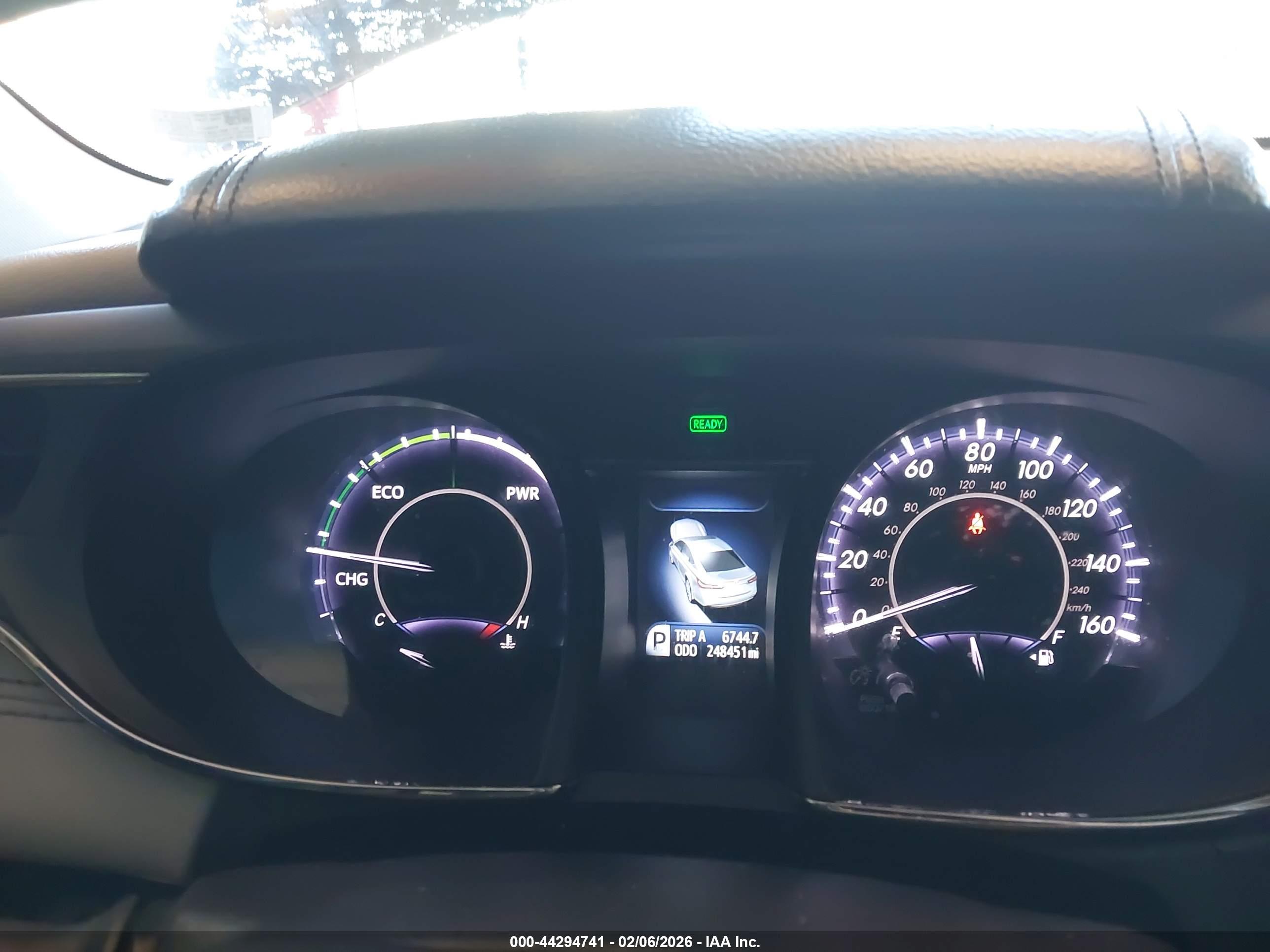 TOYOTA AVALON image 7
