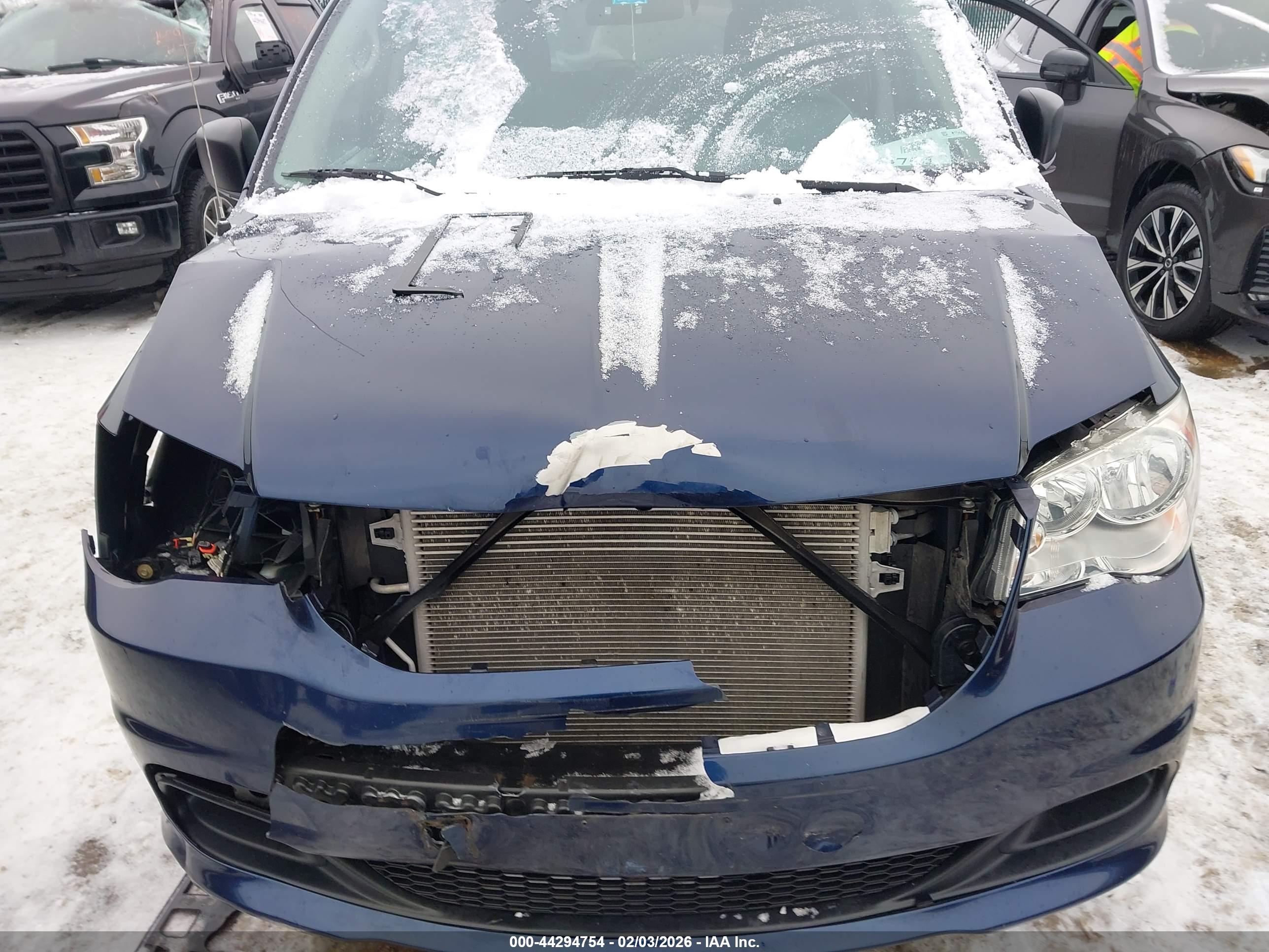 DODGE GRAND image 6