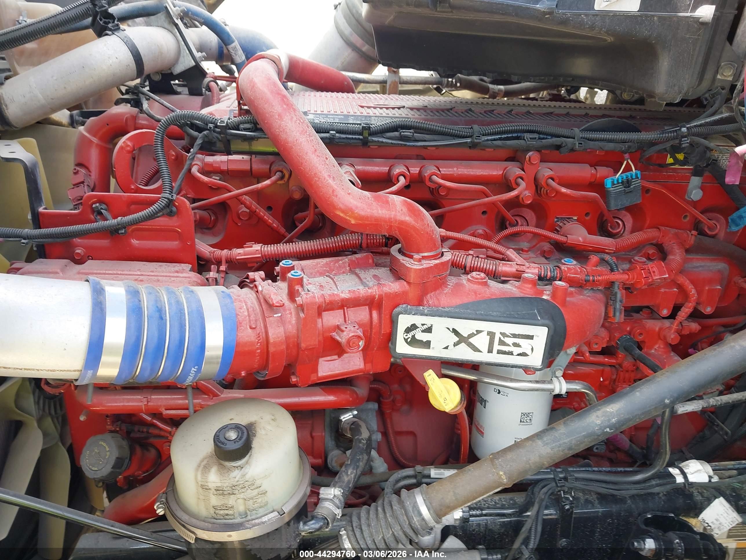 PETERBILT 579 image 10