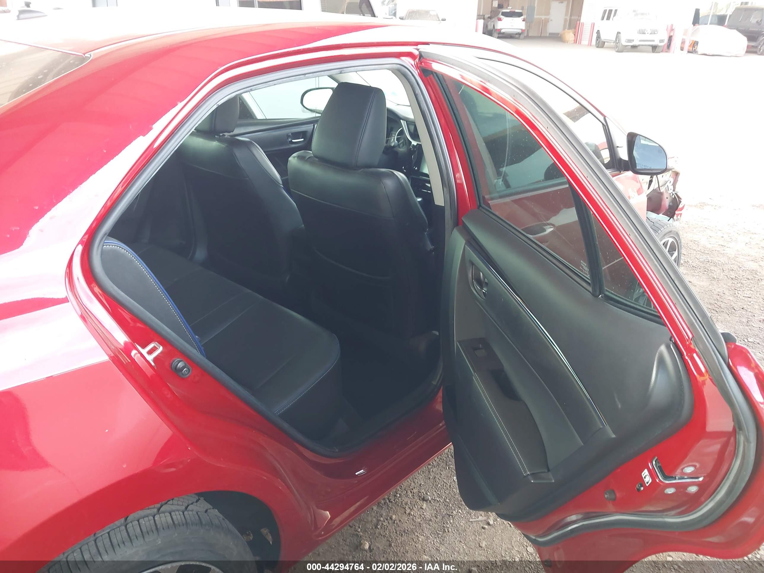 TOYOTA COROLLA image 8