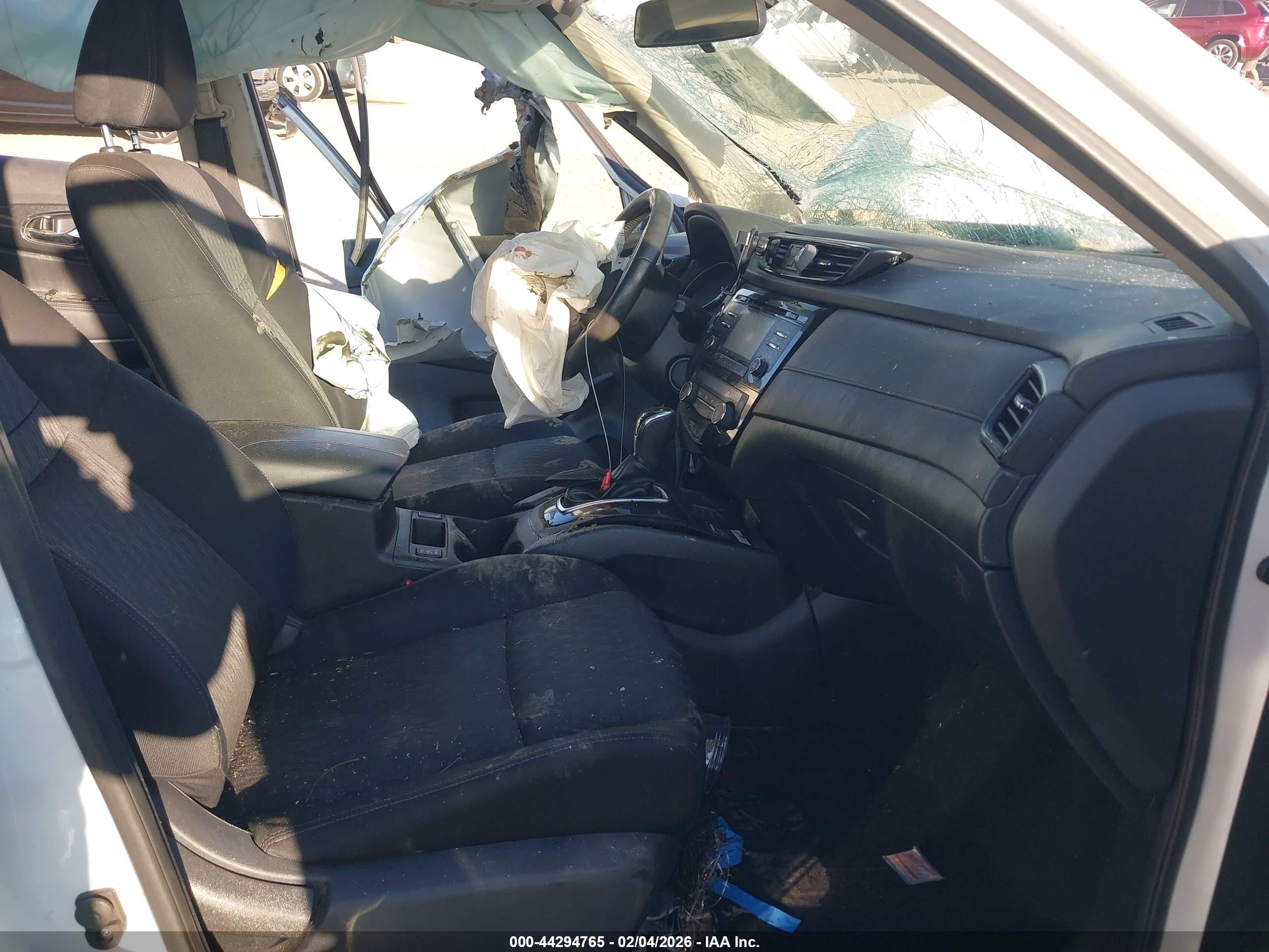 NISSAN ROGUE image 5