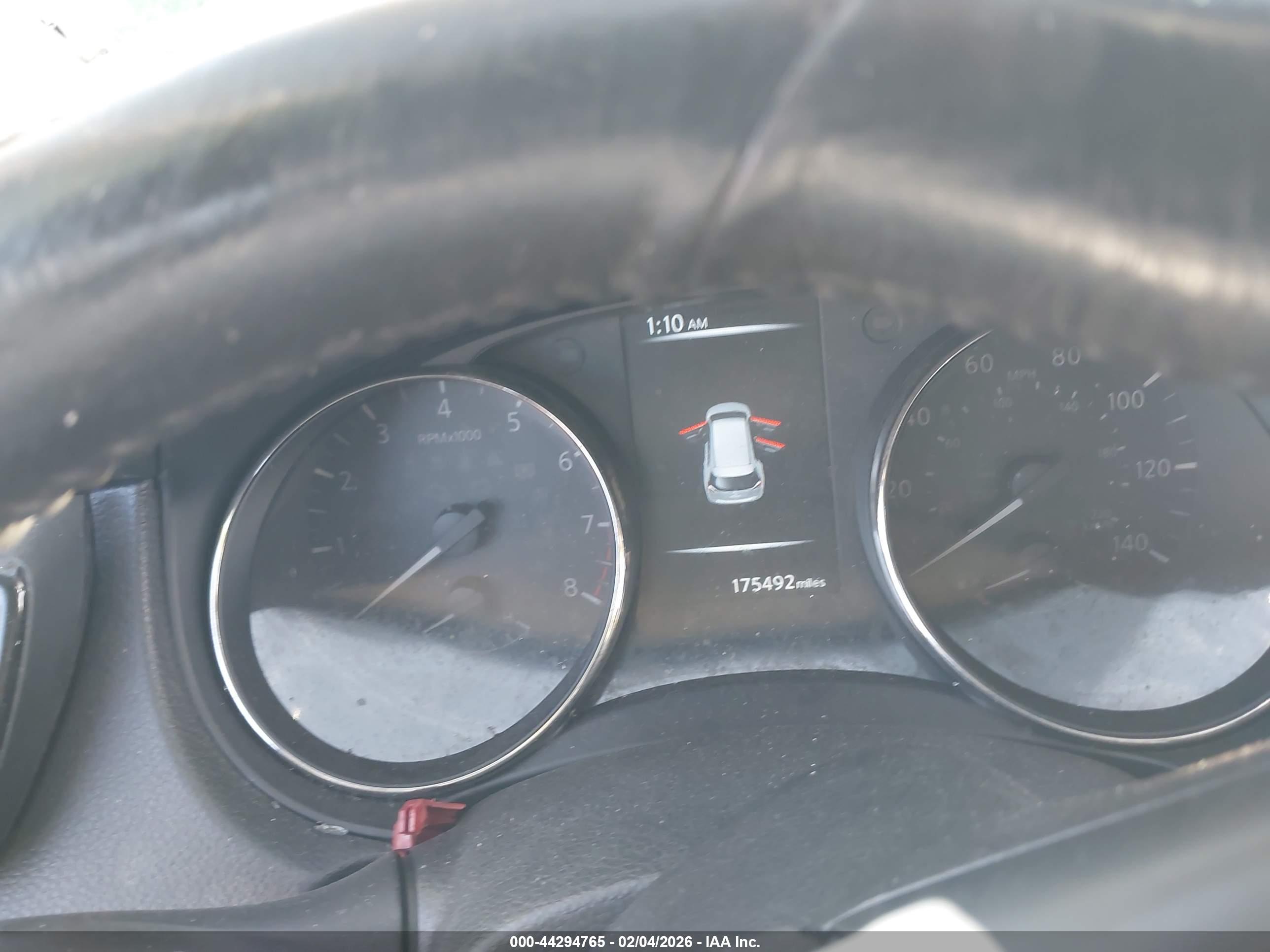 NISSAN ROGUE image 7