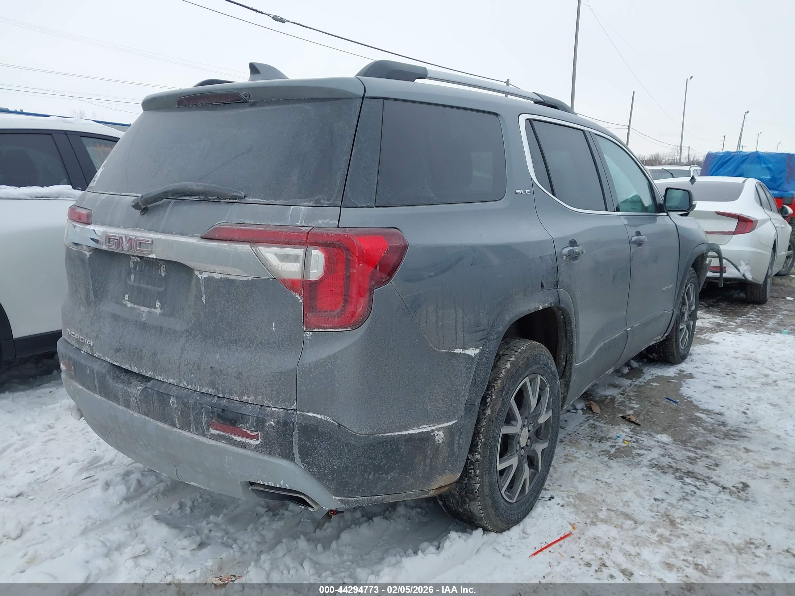 GMC ACADIA image 4