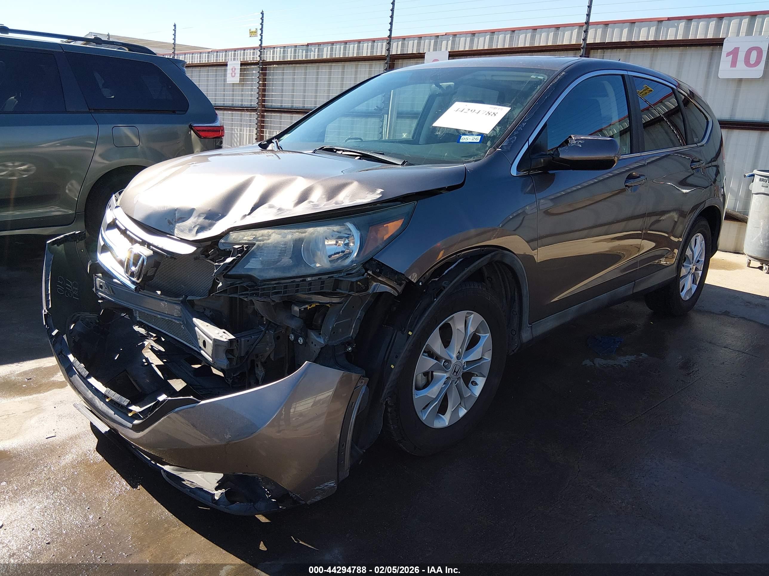 HONDA CR-V image 2
