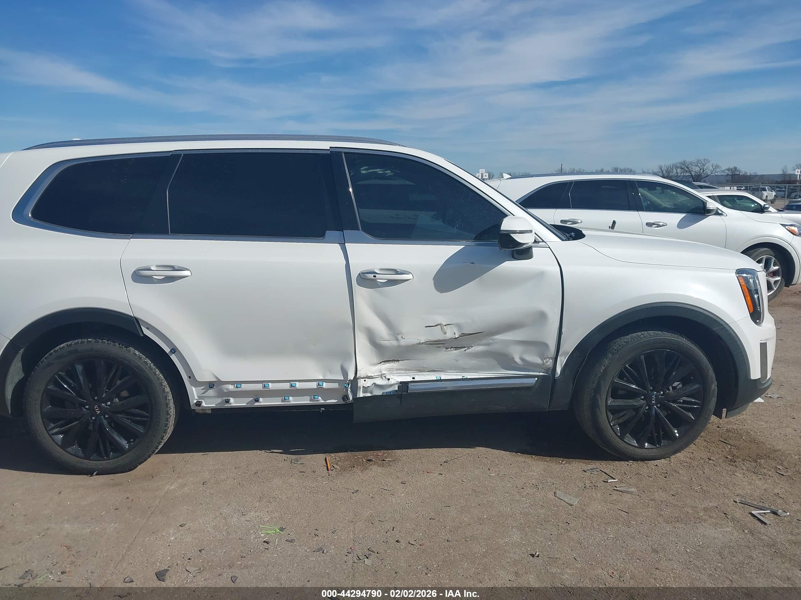 KIA TELLURIDE image 6
