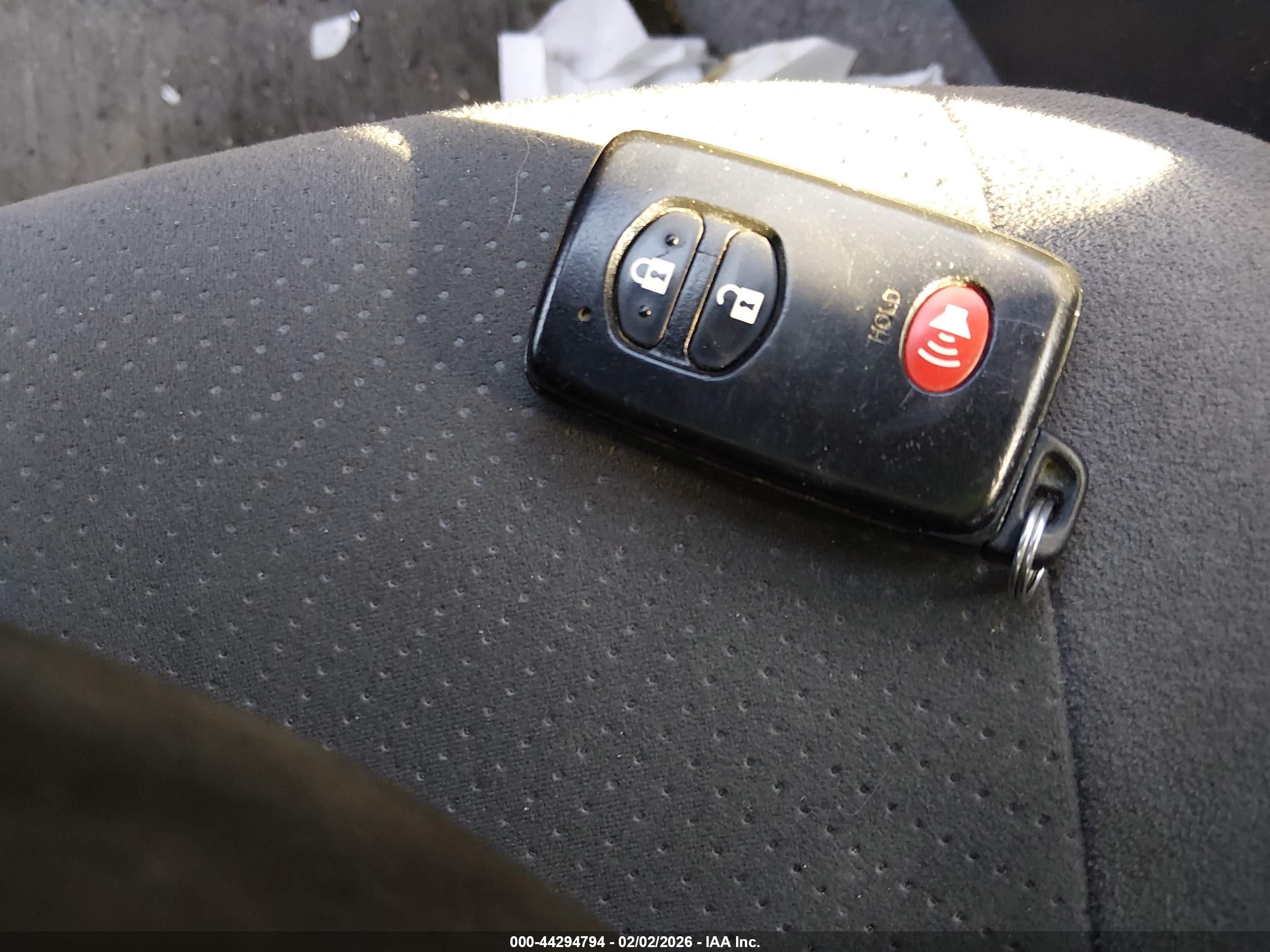TOYOTA PRIUS image 11