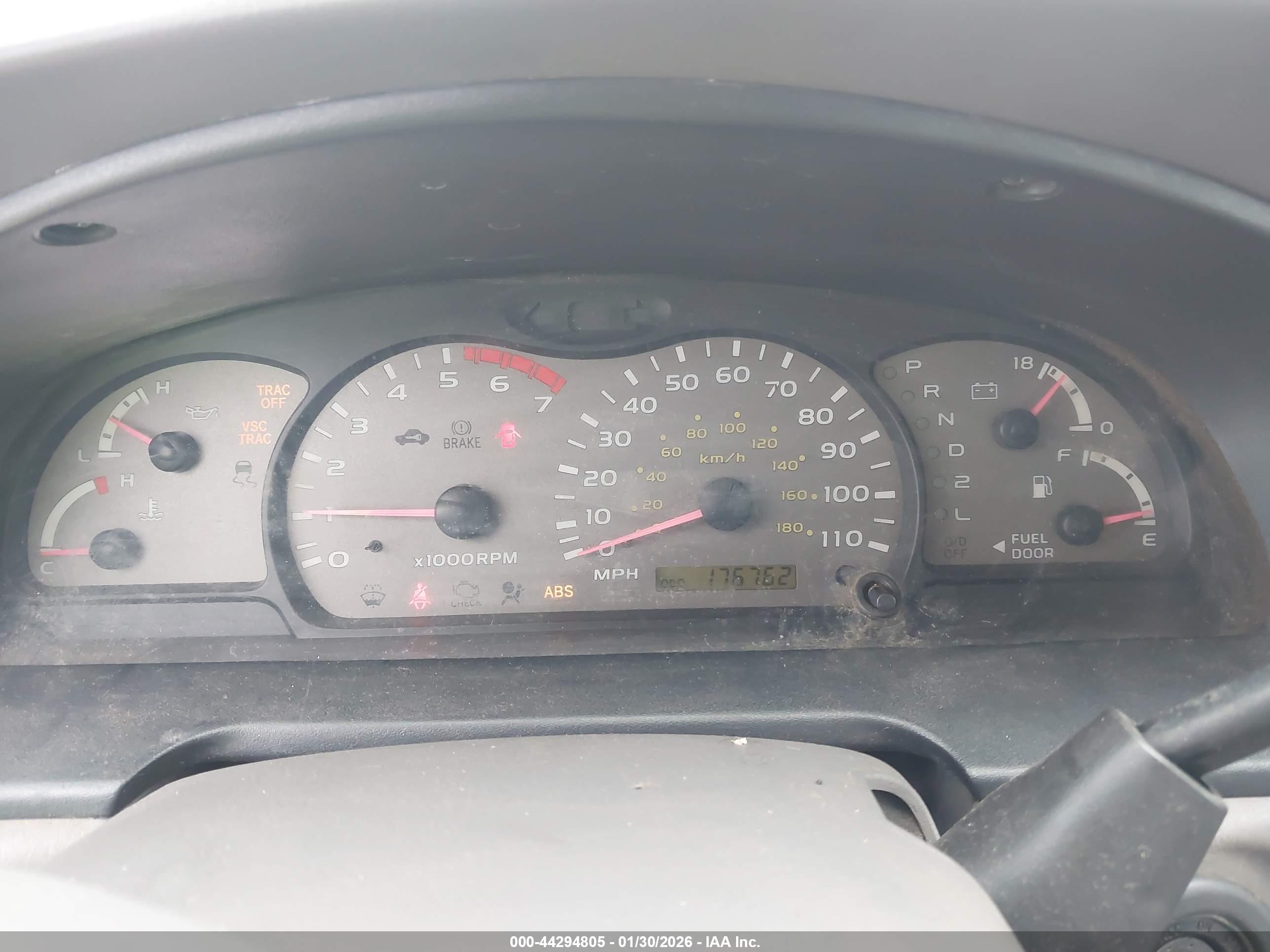 TOYOTA SEQUOIA image 7