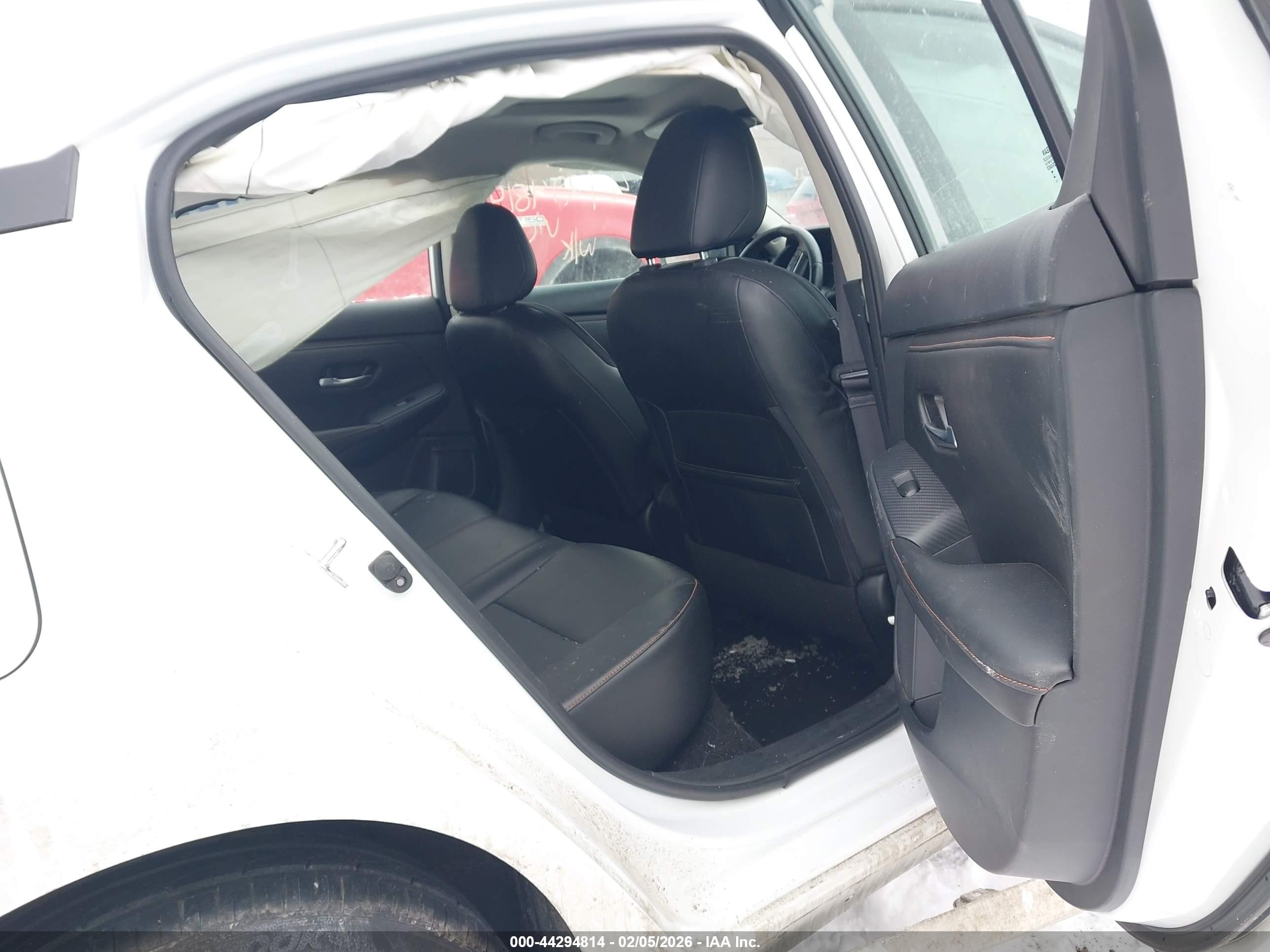 NISSAN SENTRA image 8