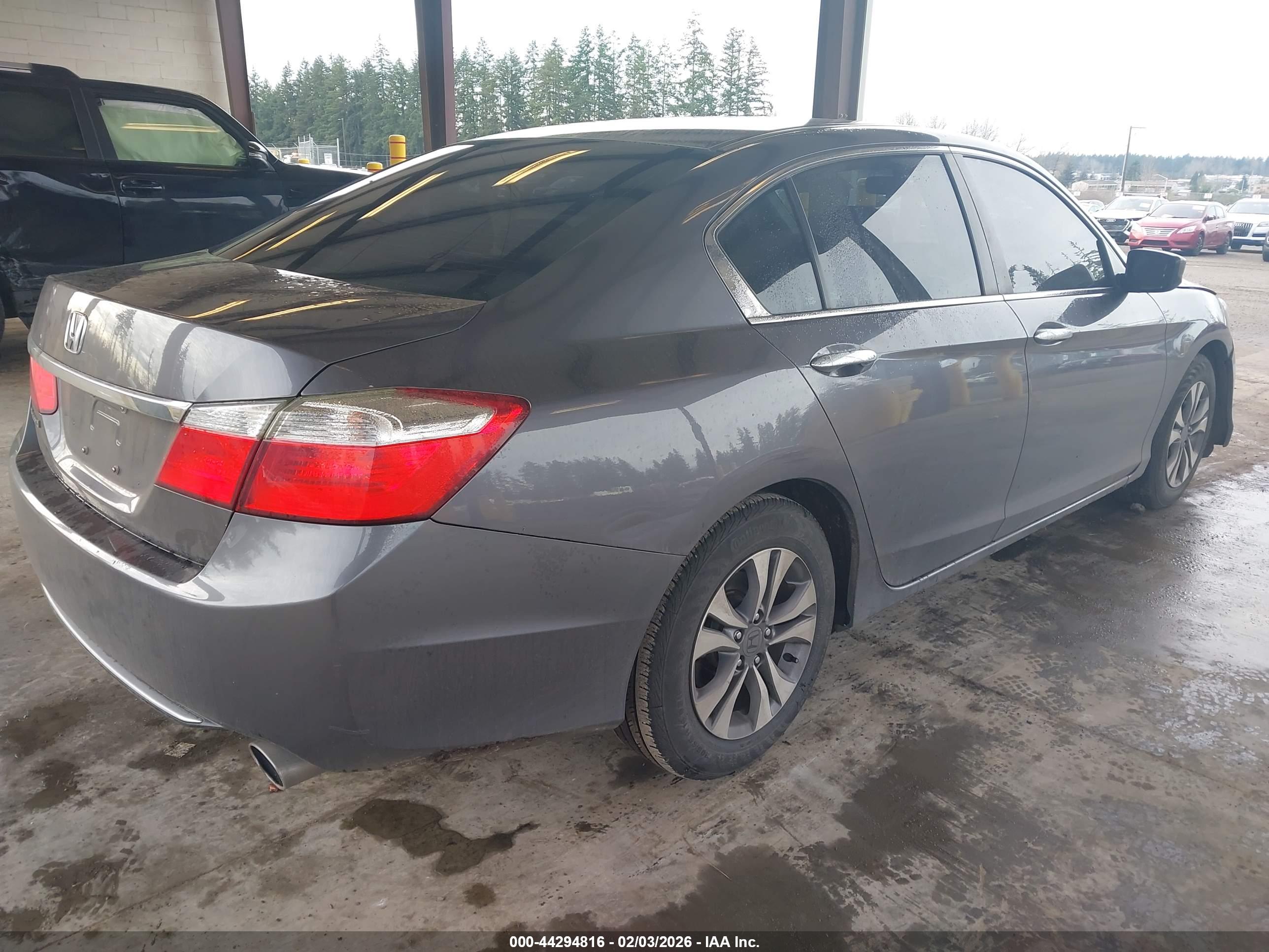 HONDA ACCORD image 4