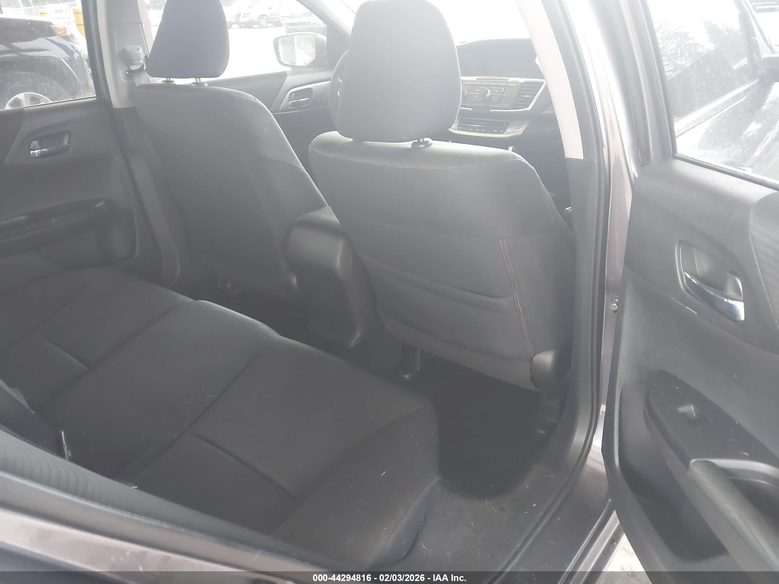 HONDA ACCORD image 8
