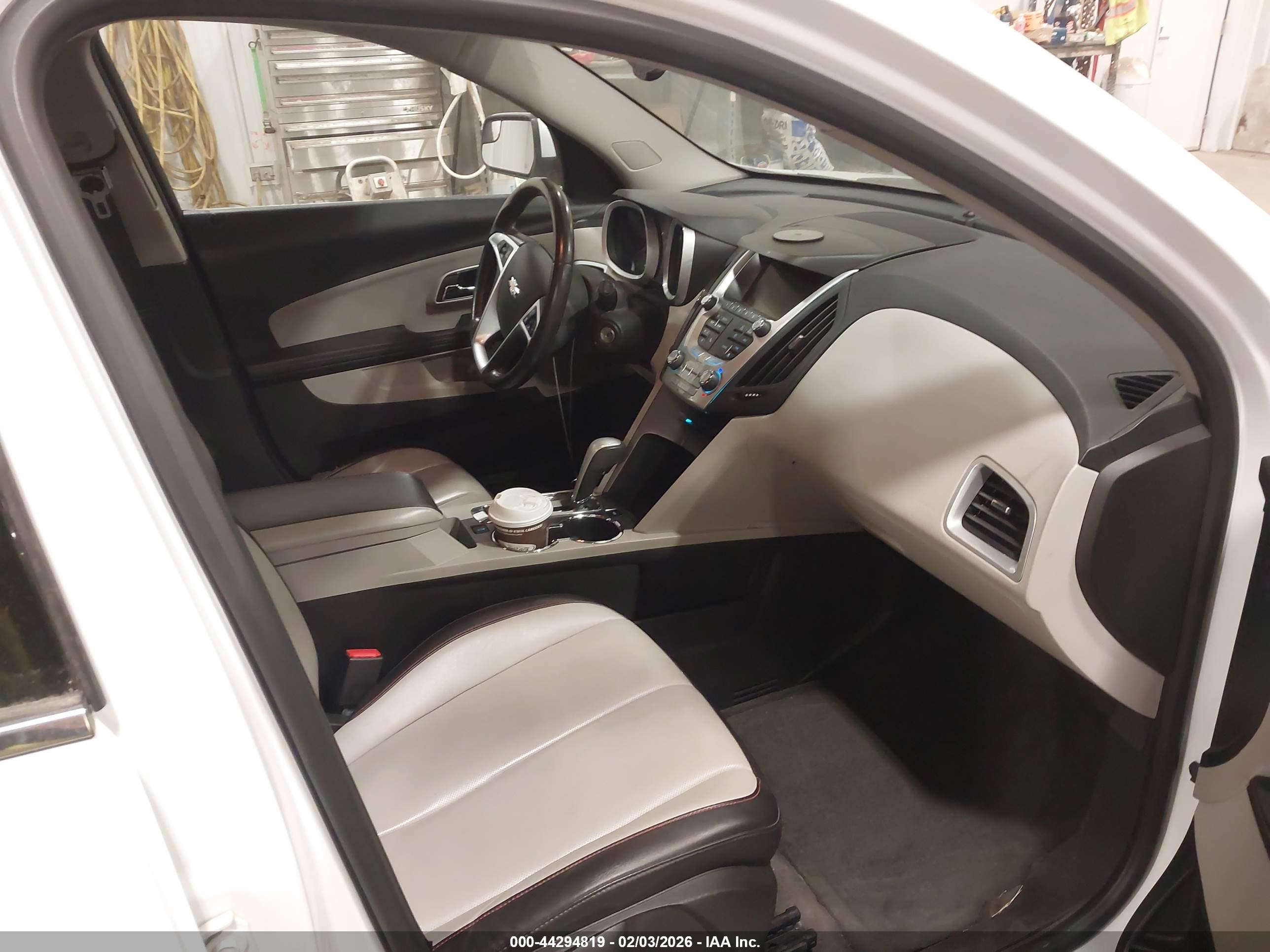 CHEVROLET EQUINOX image 5