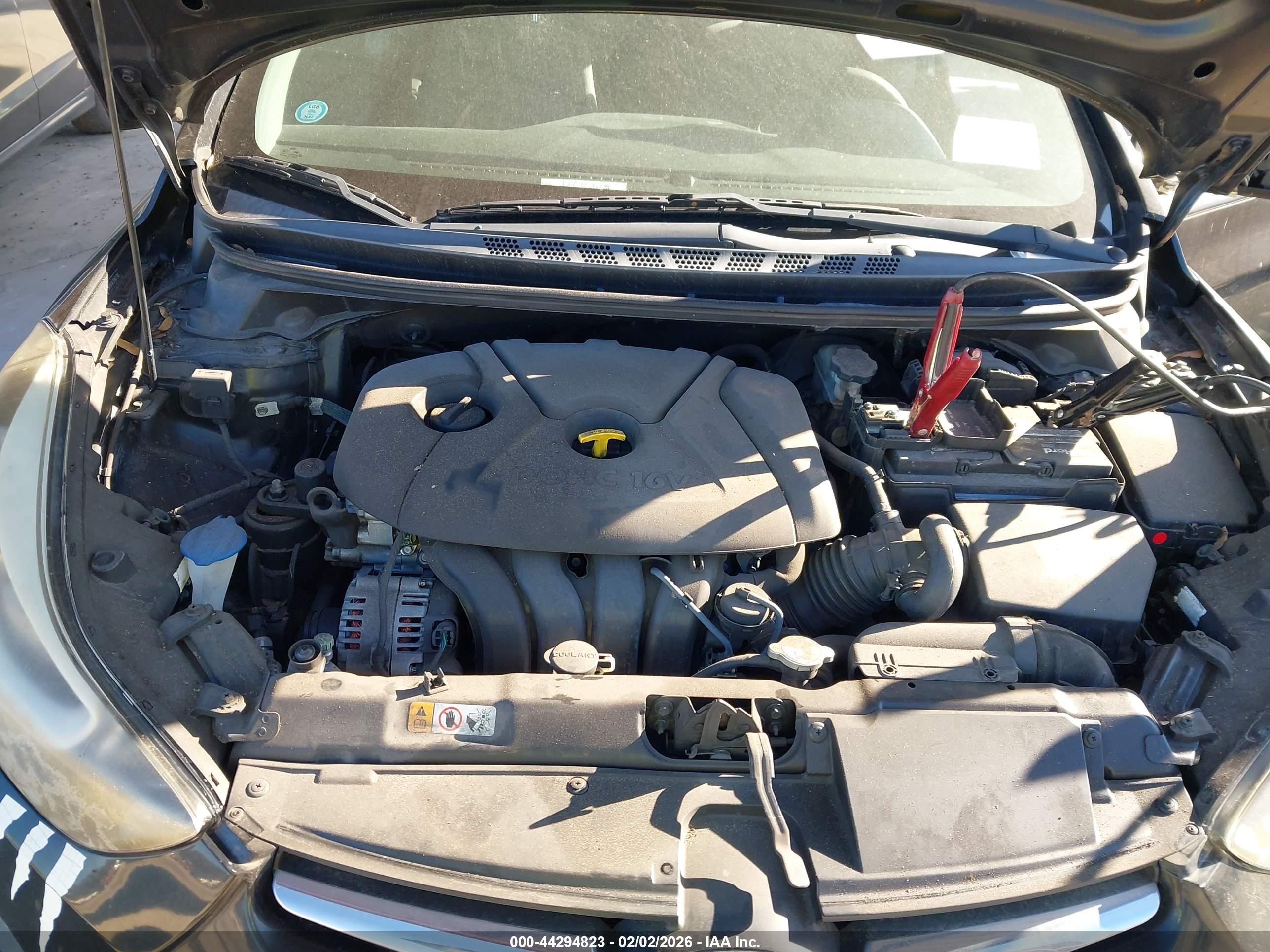 HYUNDAI ELANTRA image 10