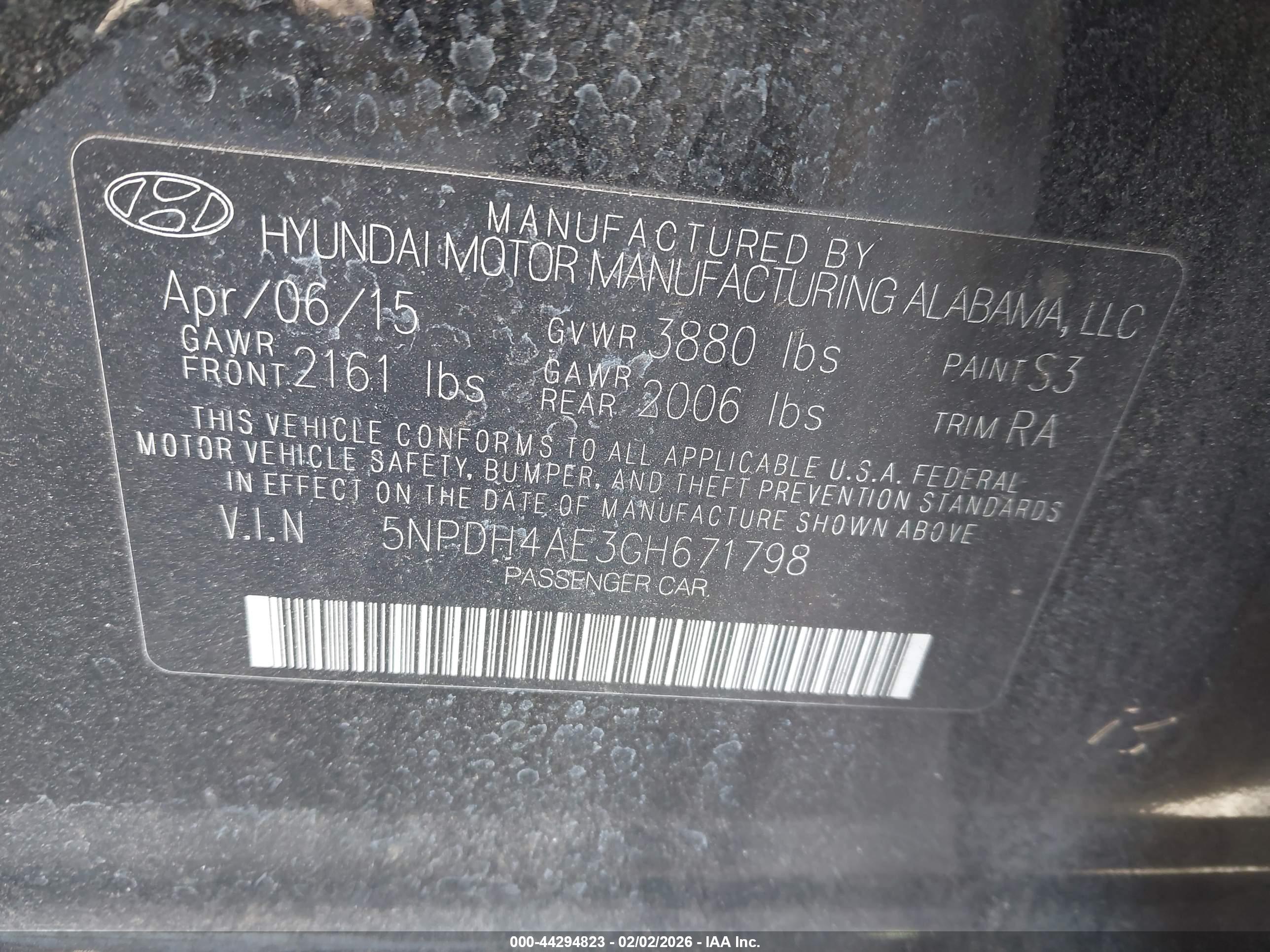 HYUNDAI ELANTRA image 9