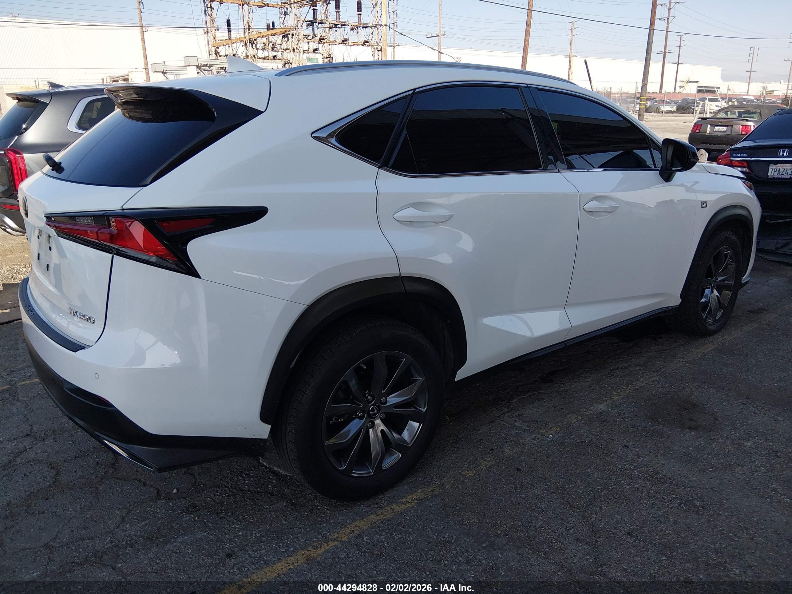 LEXUS NX image 4