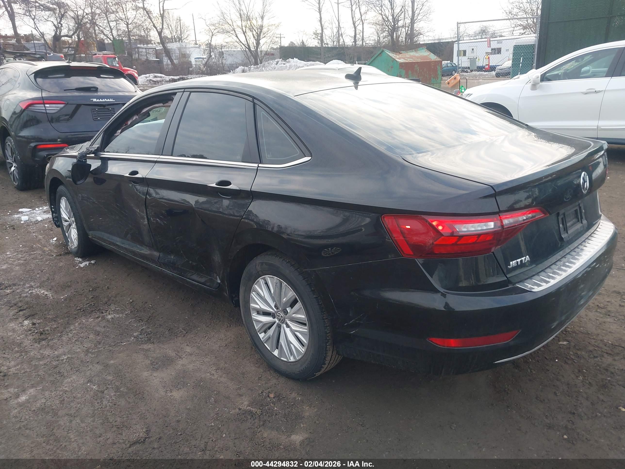 VOLKSWAGEN JETTA image 3