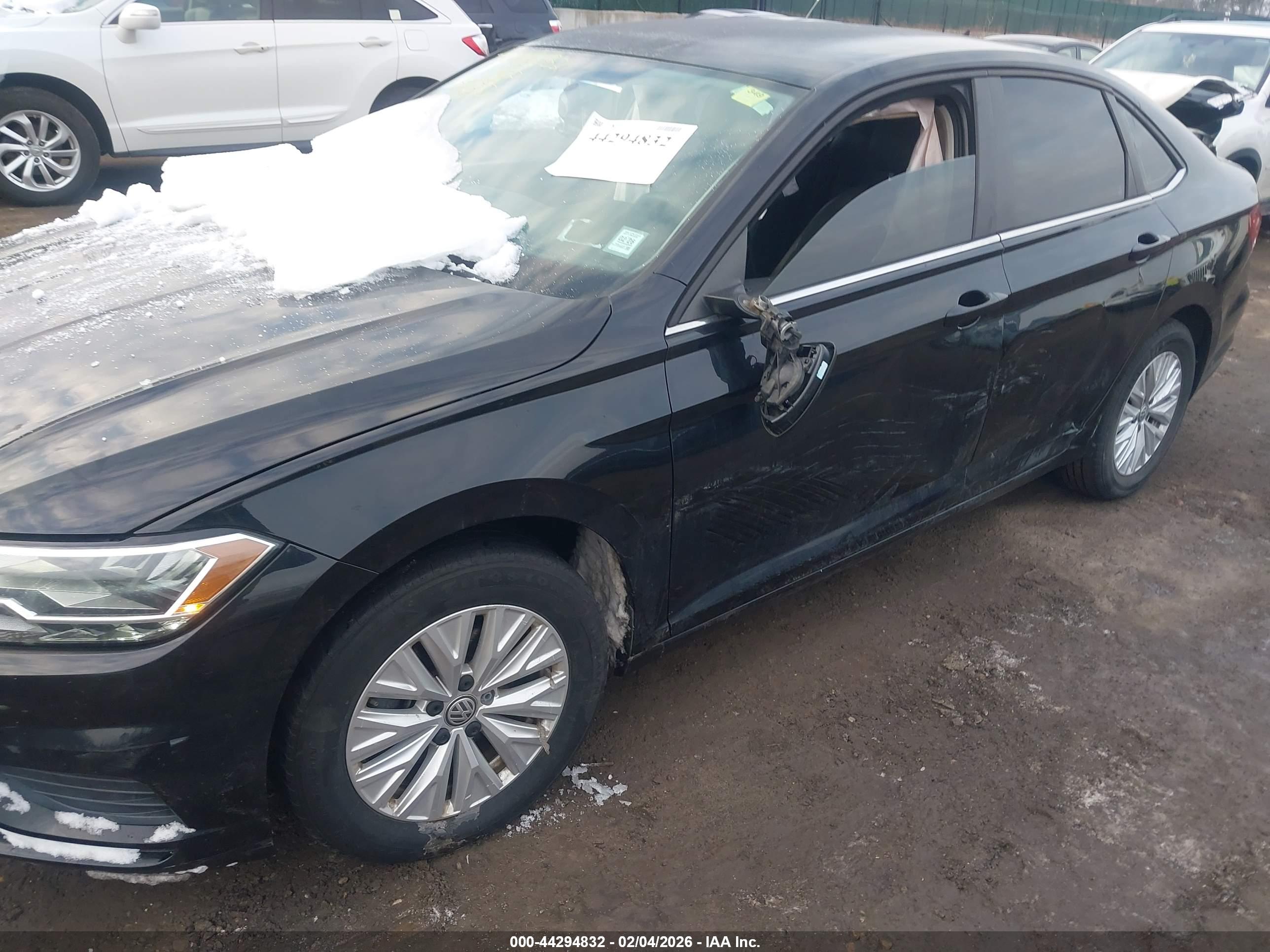 VOLKSWAGEN JETTA image 6