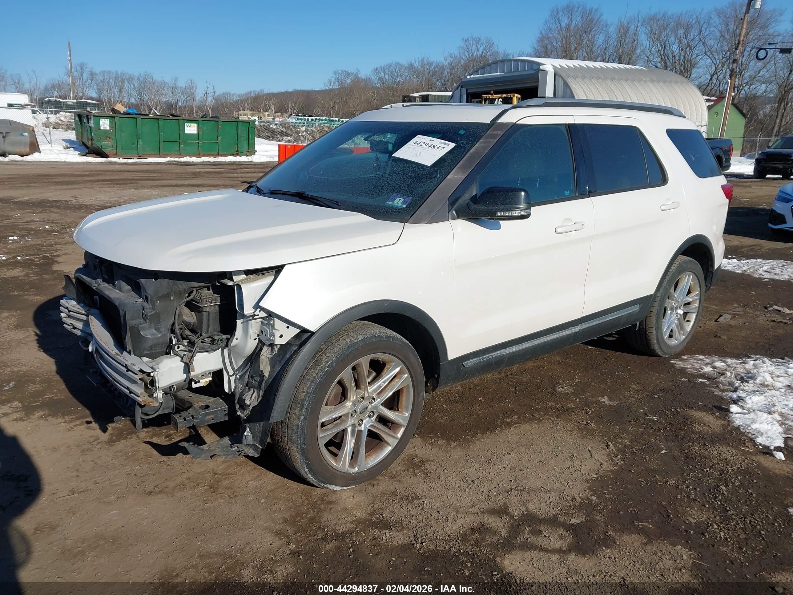 FORD EXPLORER image 2