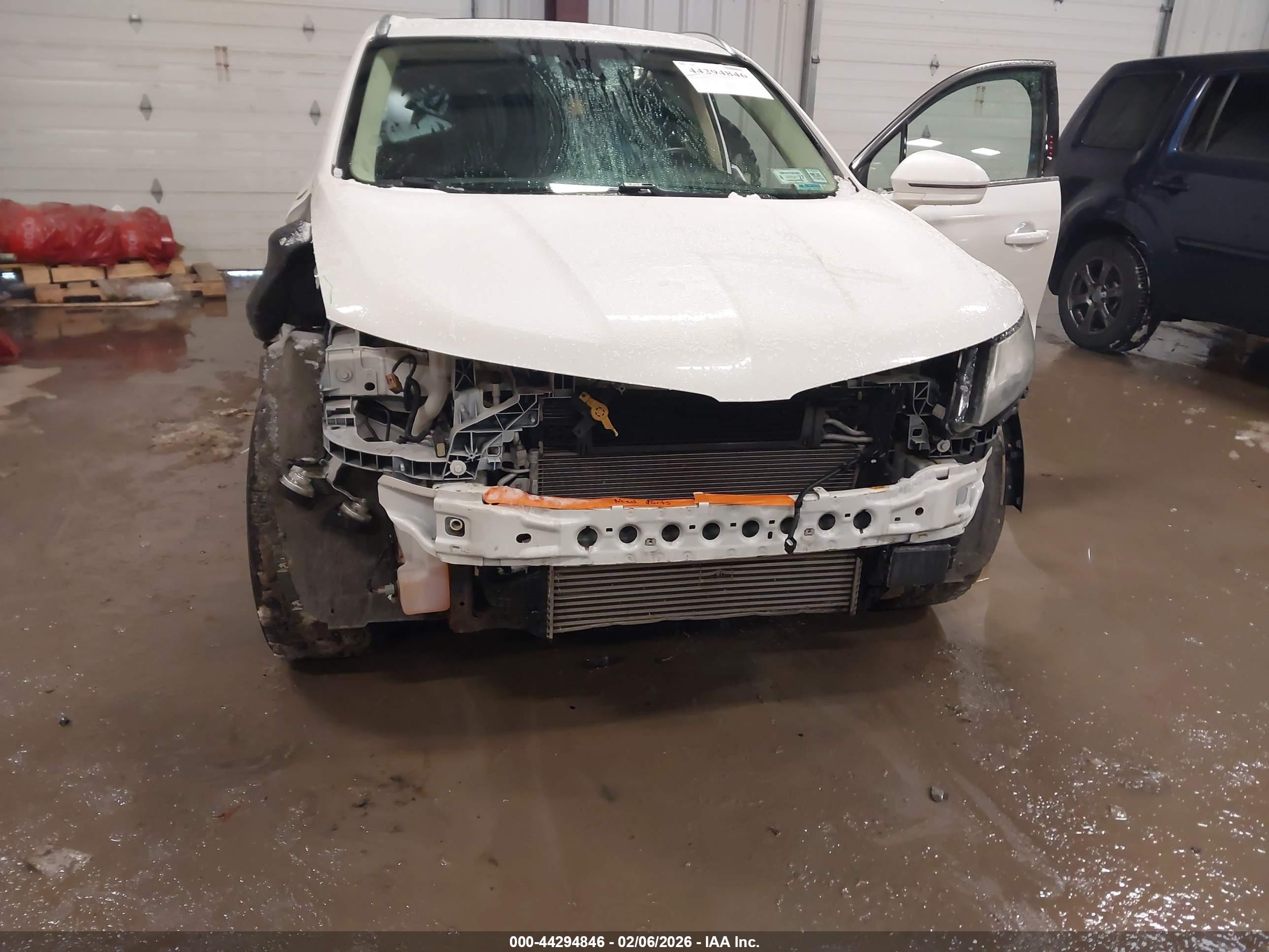 LINCOLN MKC image 6