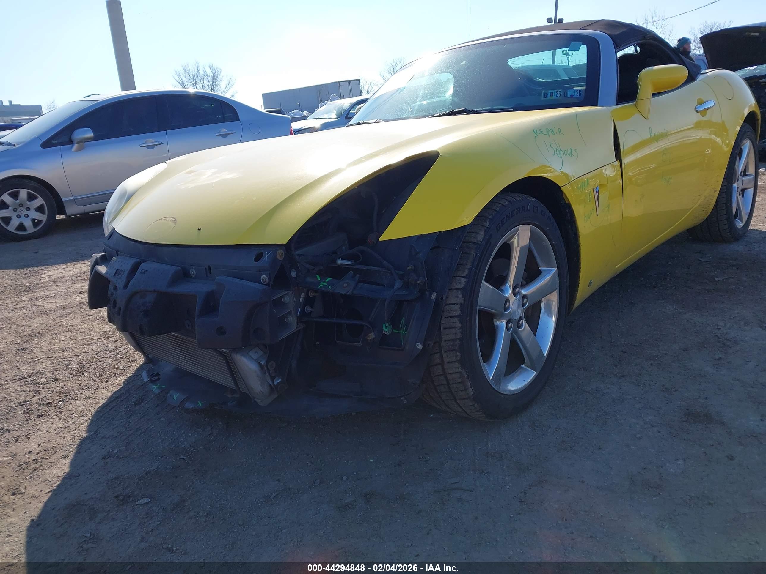 PONTIAC SOLSTICE image 6