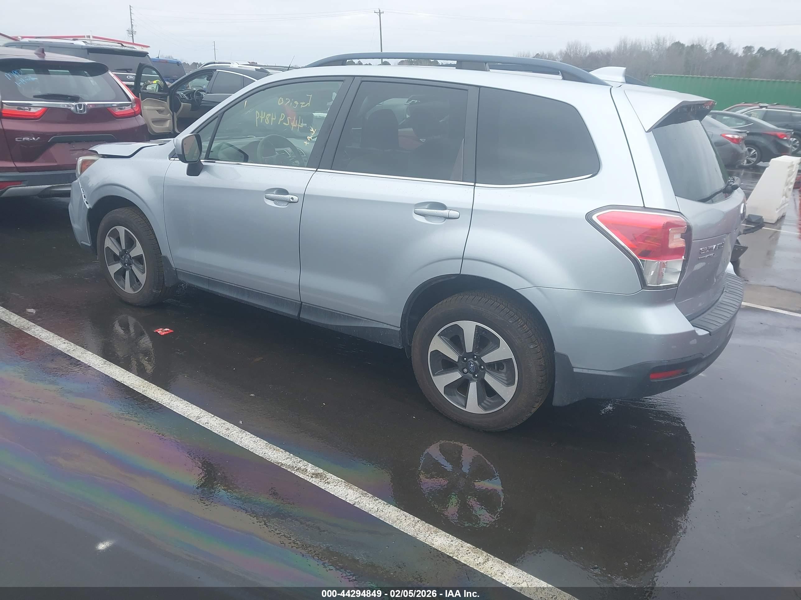 SUBARU FORESTER image 3