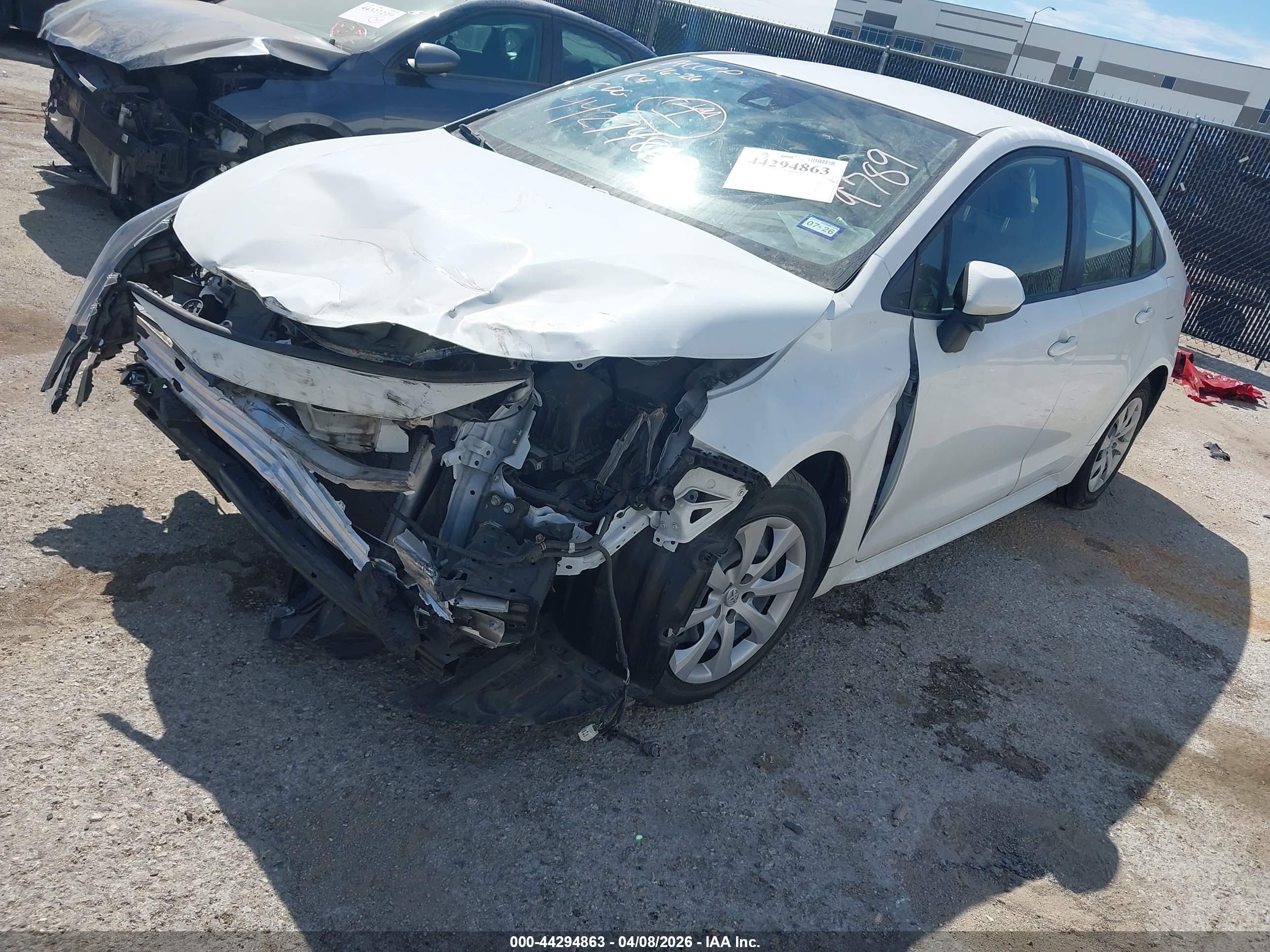 TOYOTA COROLLA image 2
