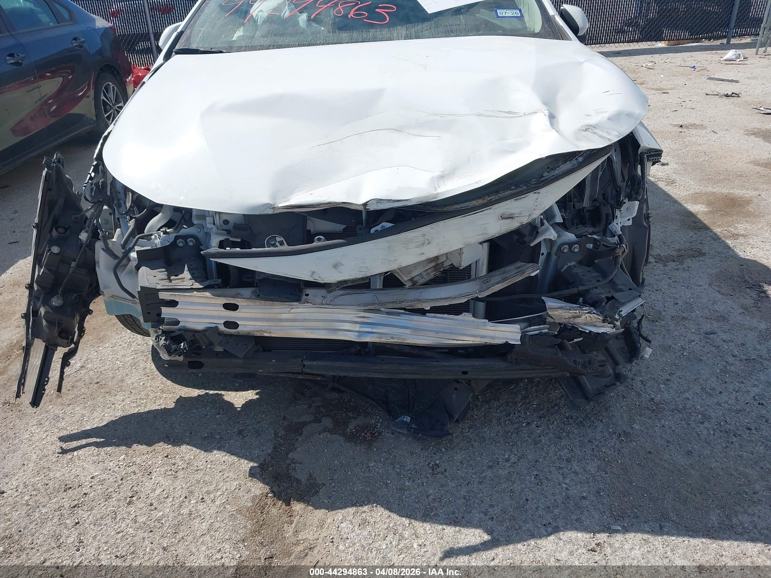 TOYOTA COROLLA image 6