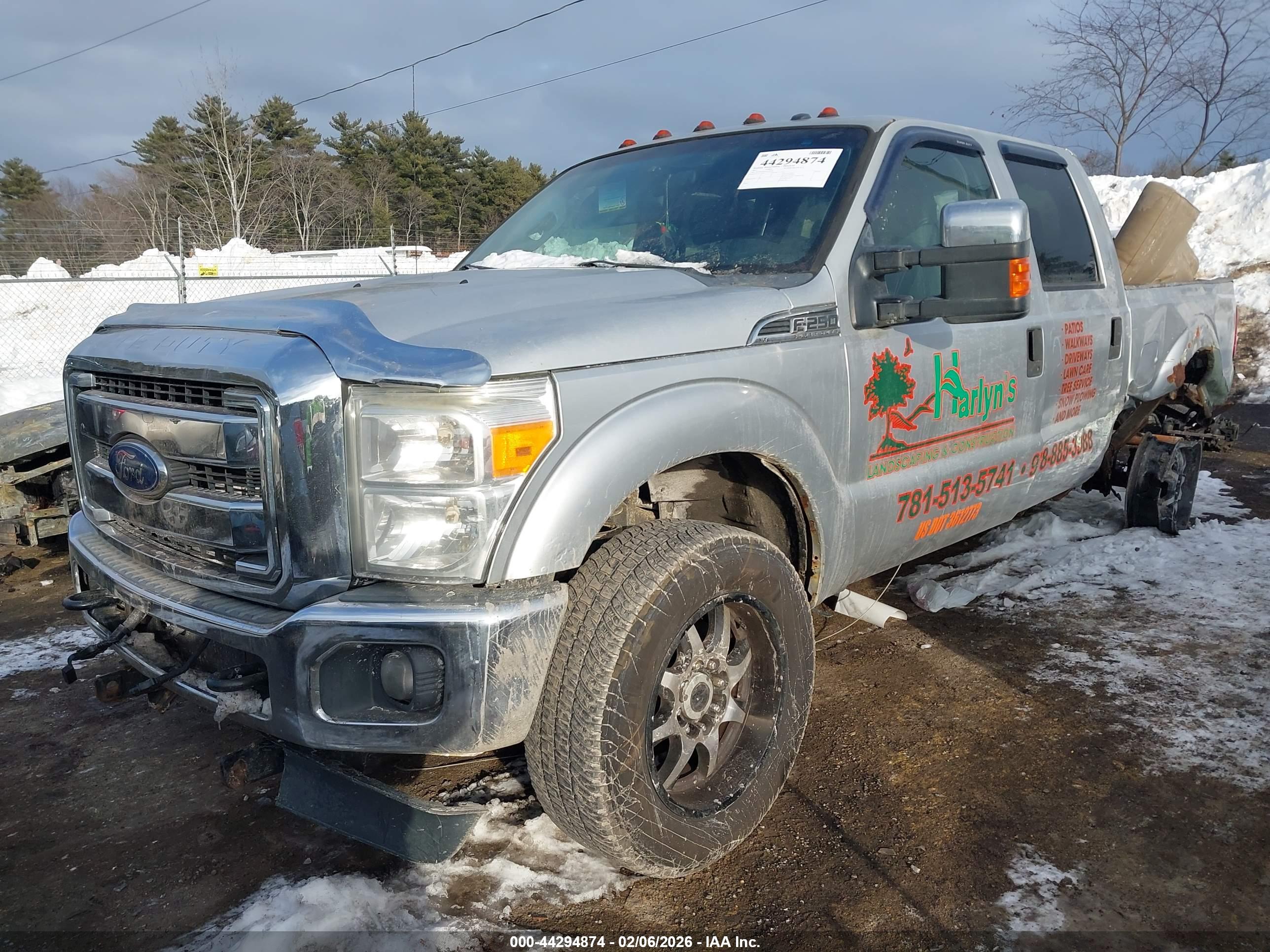 FORD SUPER image 2
