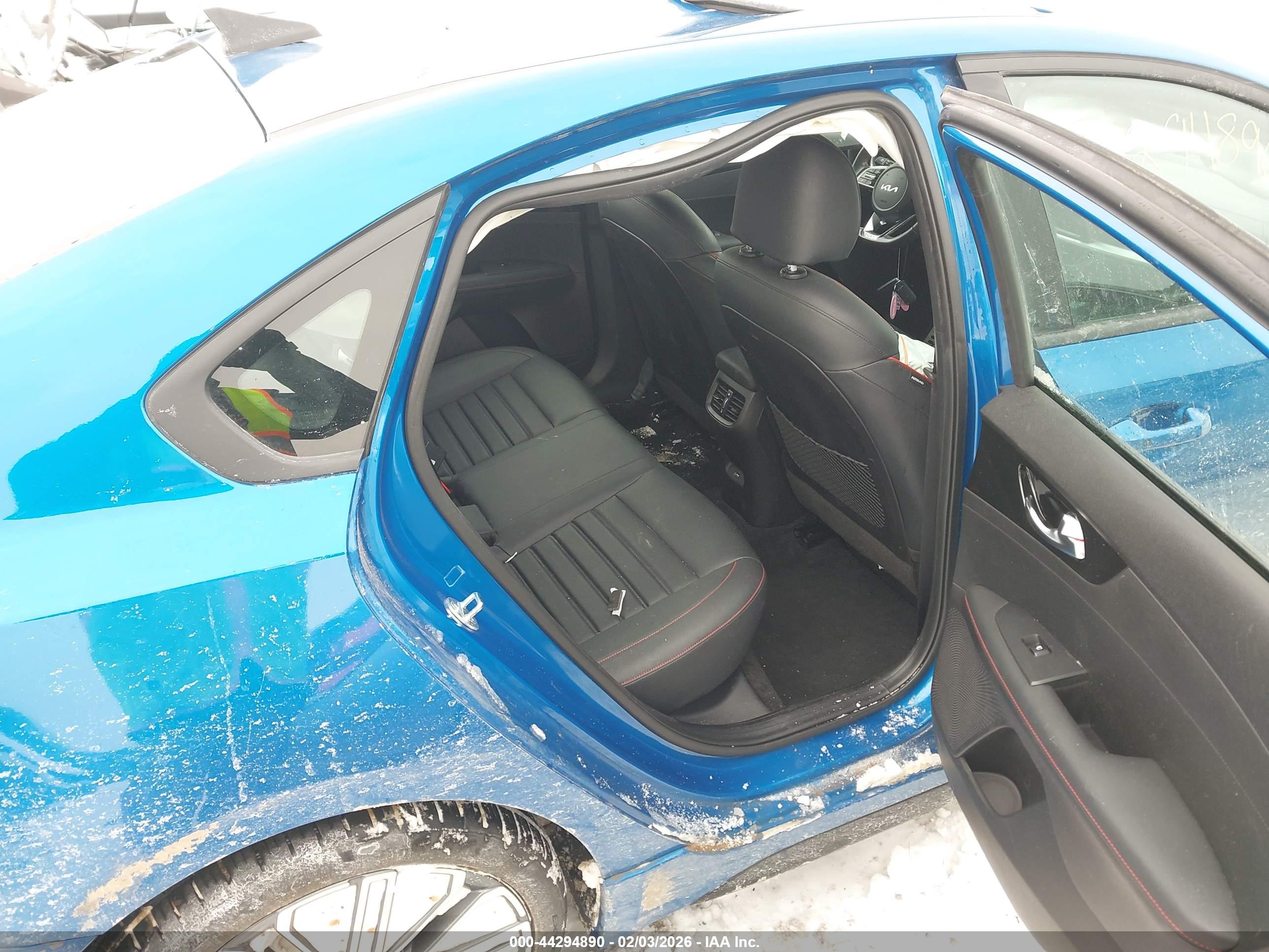 KIA FORTE image 8