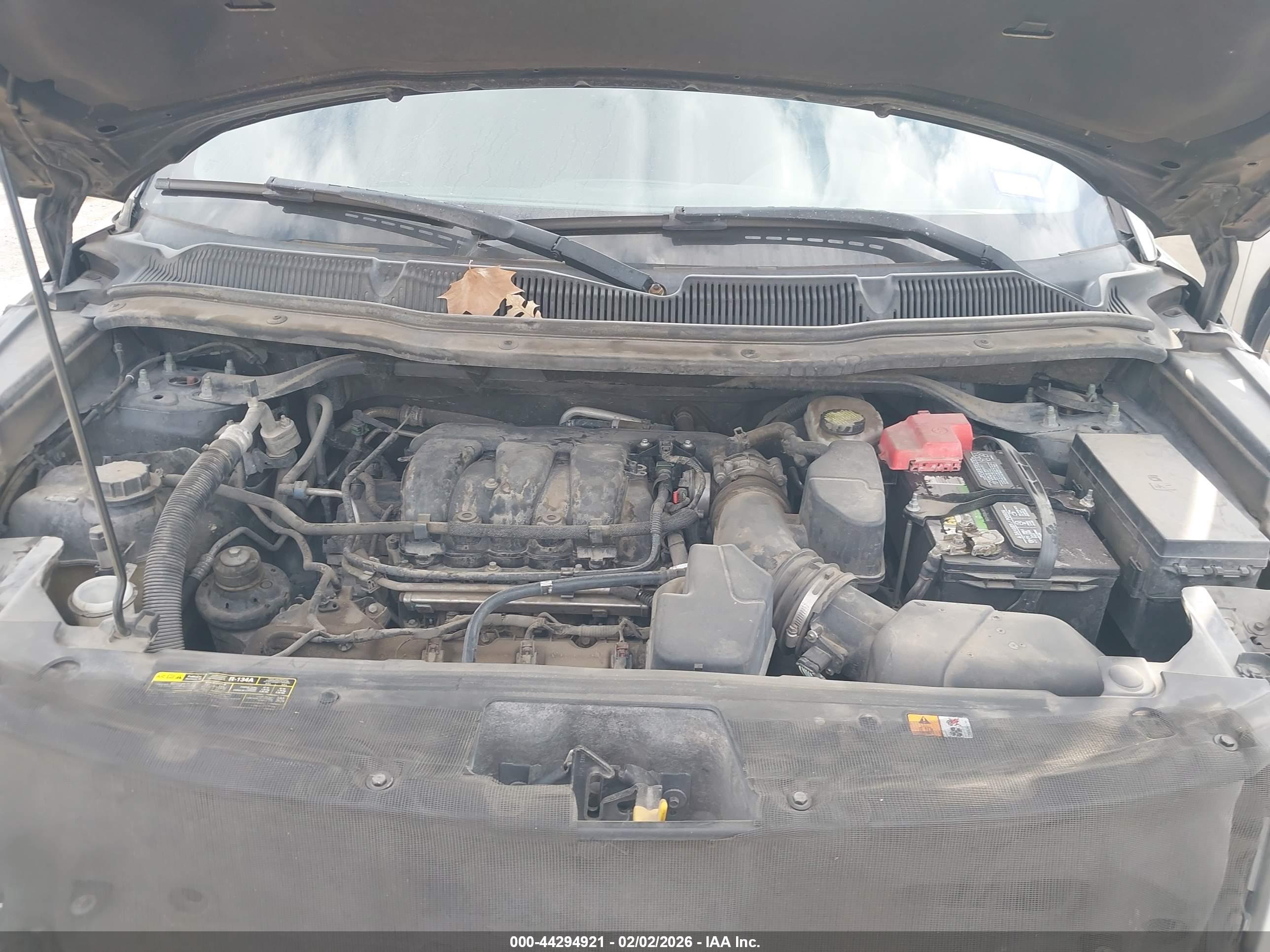 FORD EXPLORER image 10
