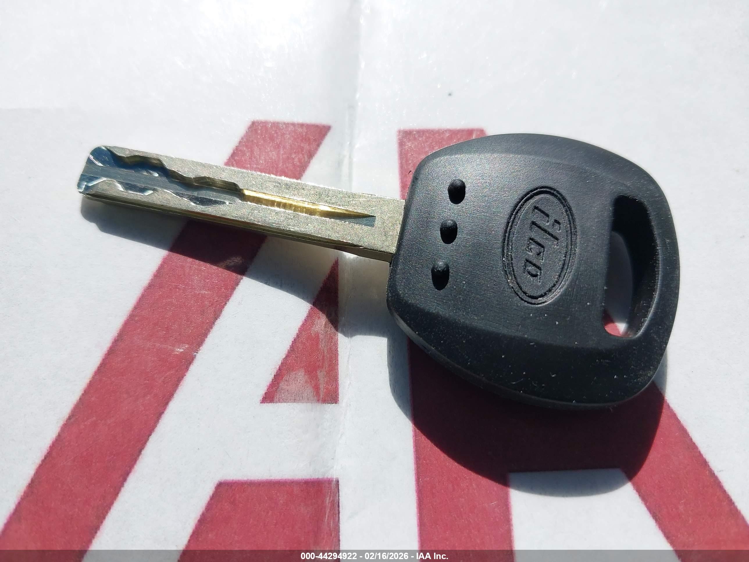 KIA BORREGO image 11