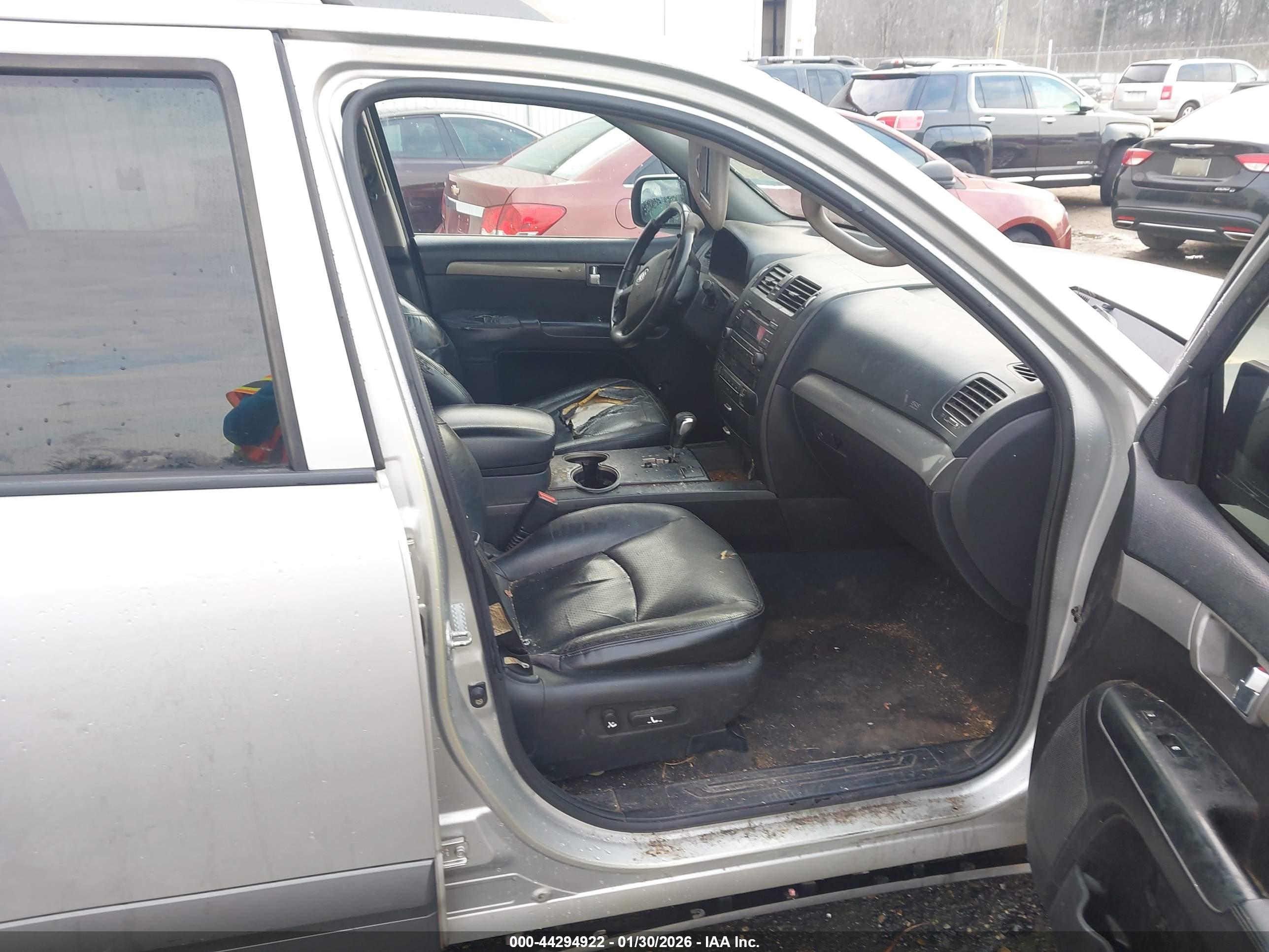 KIA BORREGO image 5
