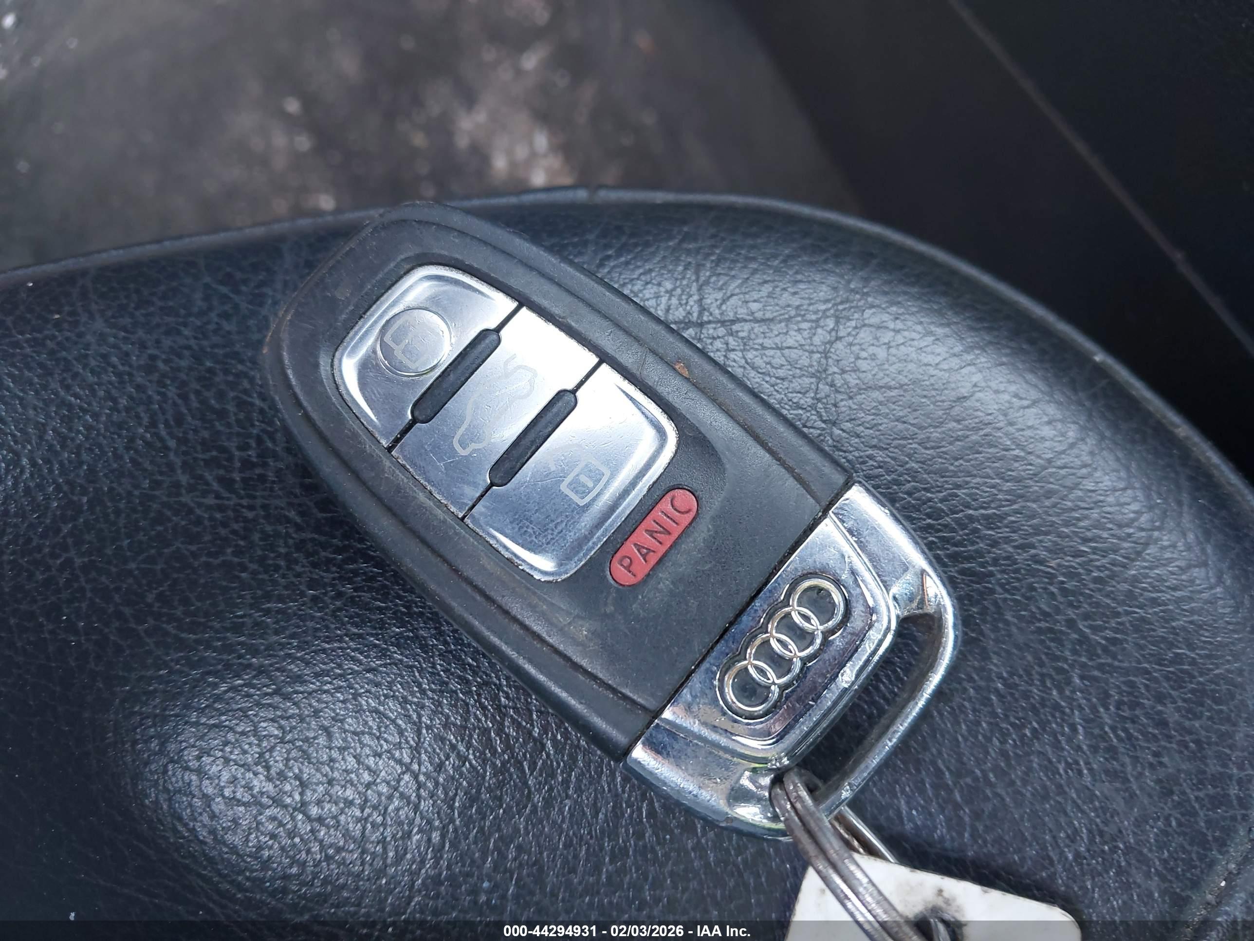 AUDI A4 image 11