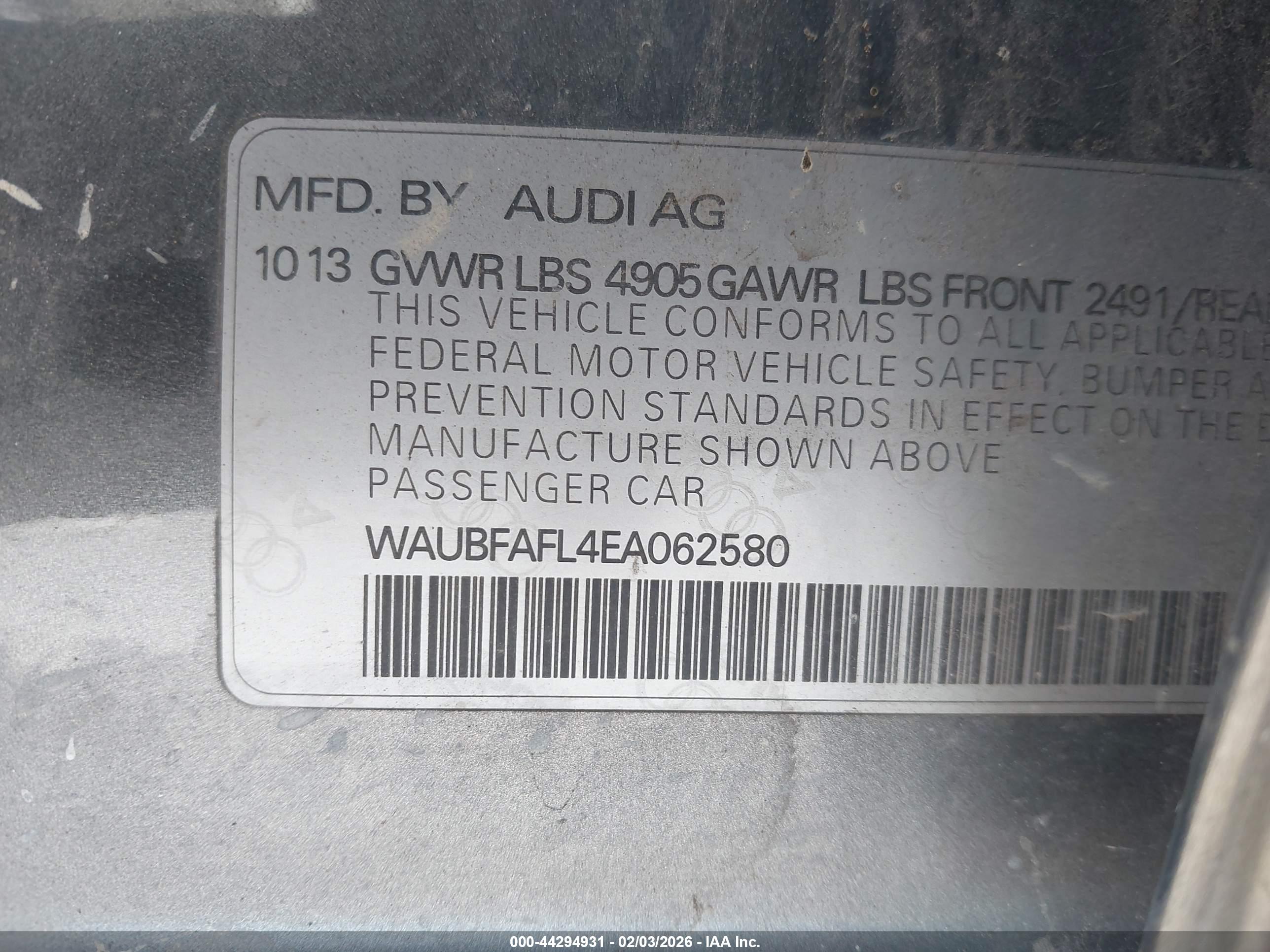 AUDI A4 image 9