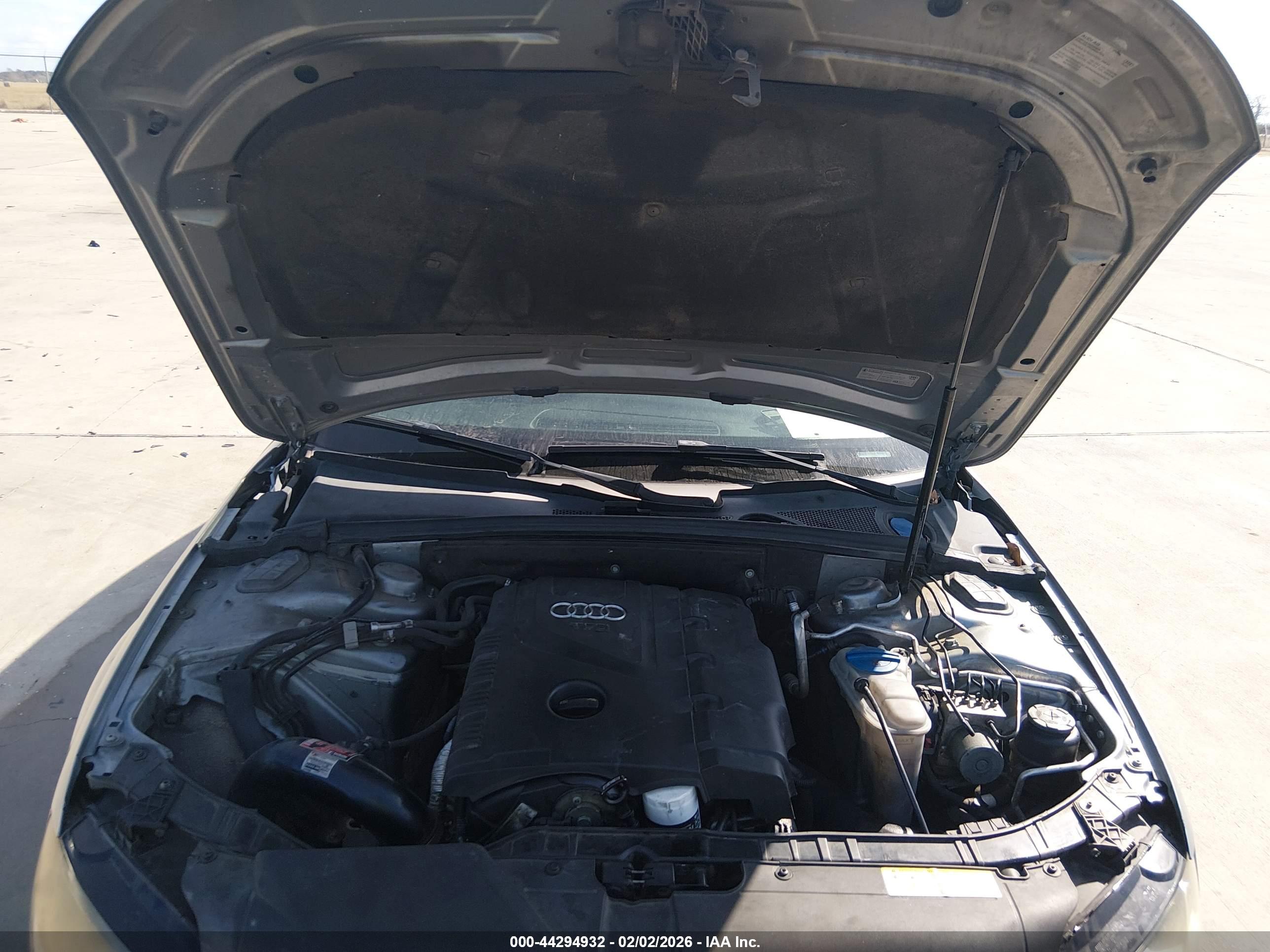 AUDI A4 image 10
