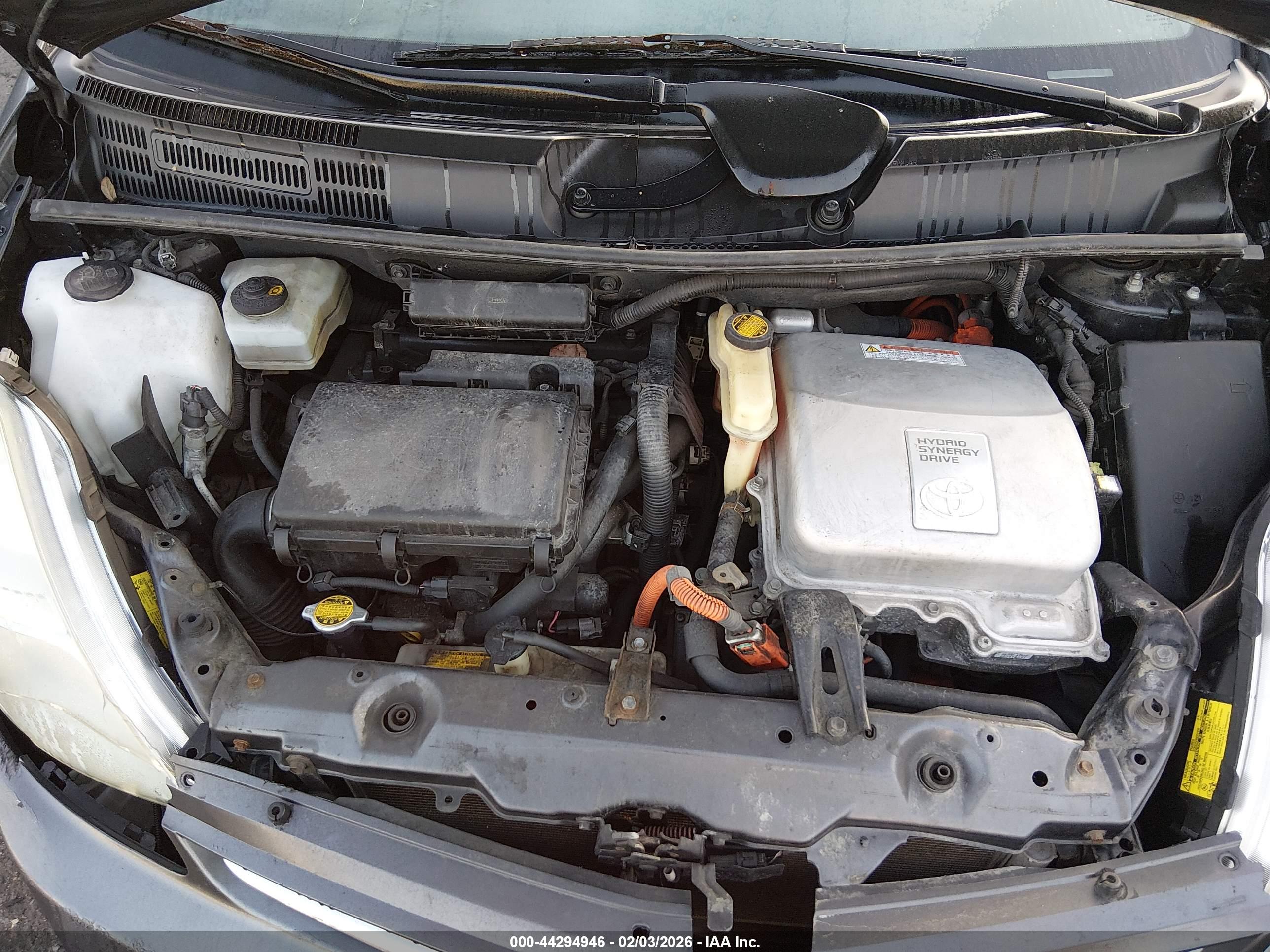 TOYOTA PRIUS image 10