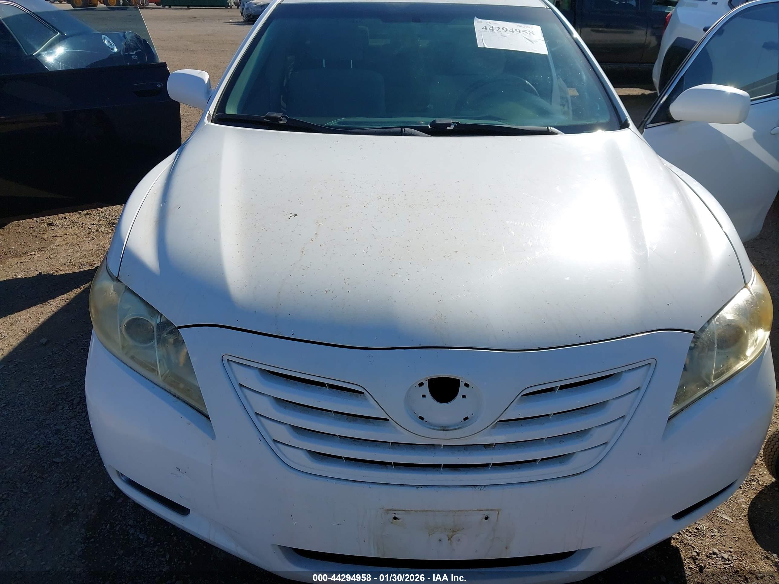 TOYOTA CAMRY image 6