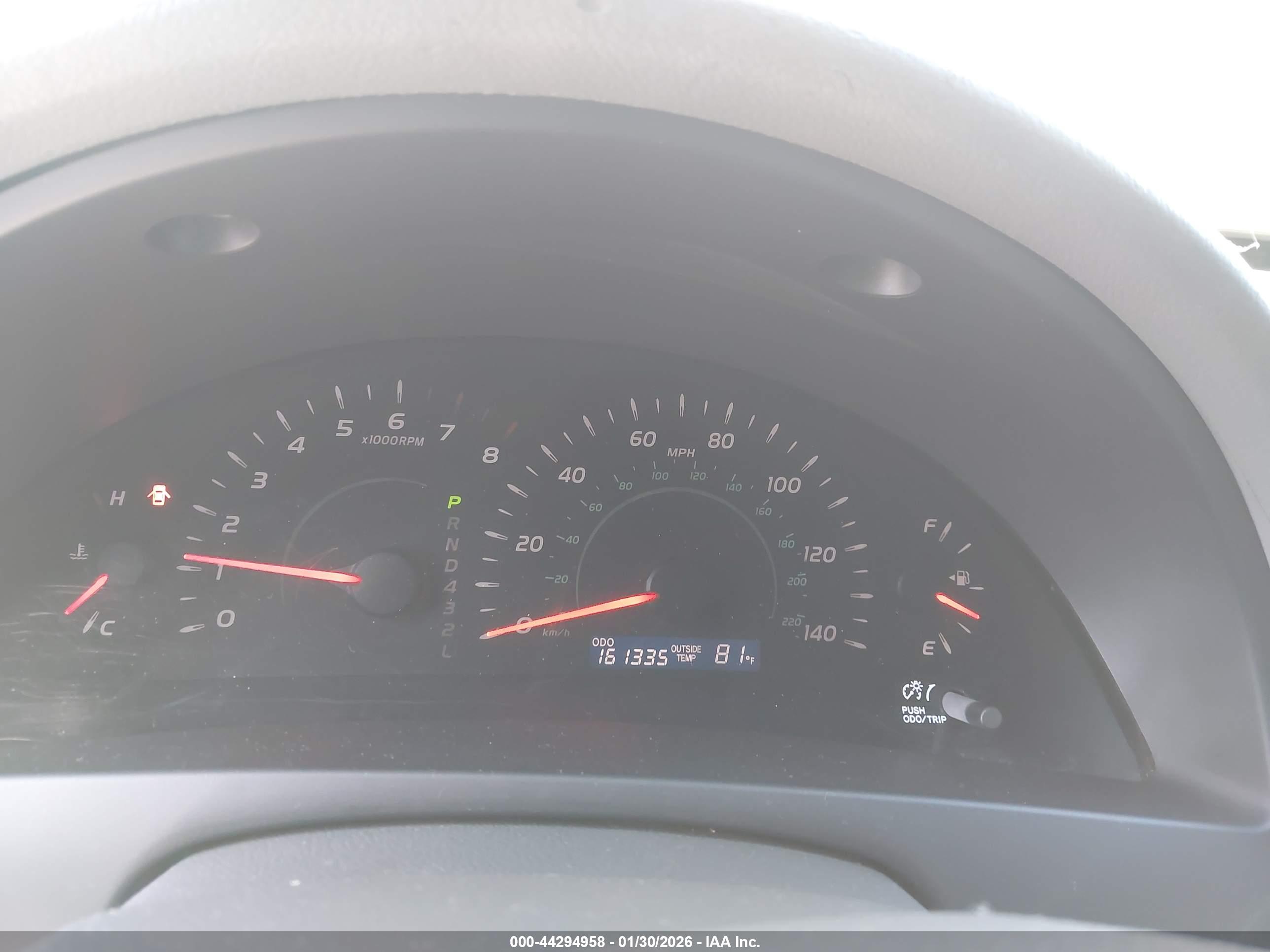 TOYOTA CAMRY image 7