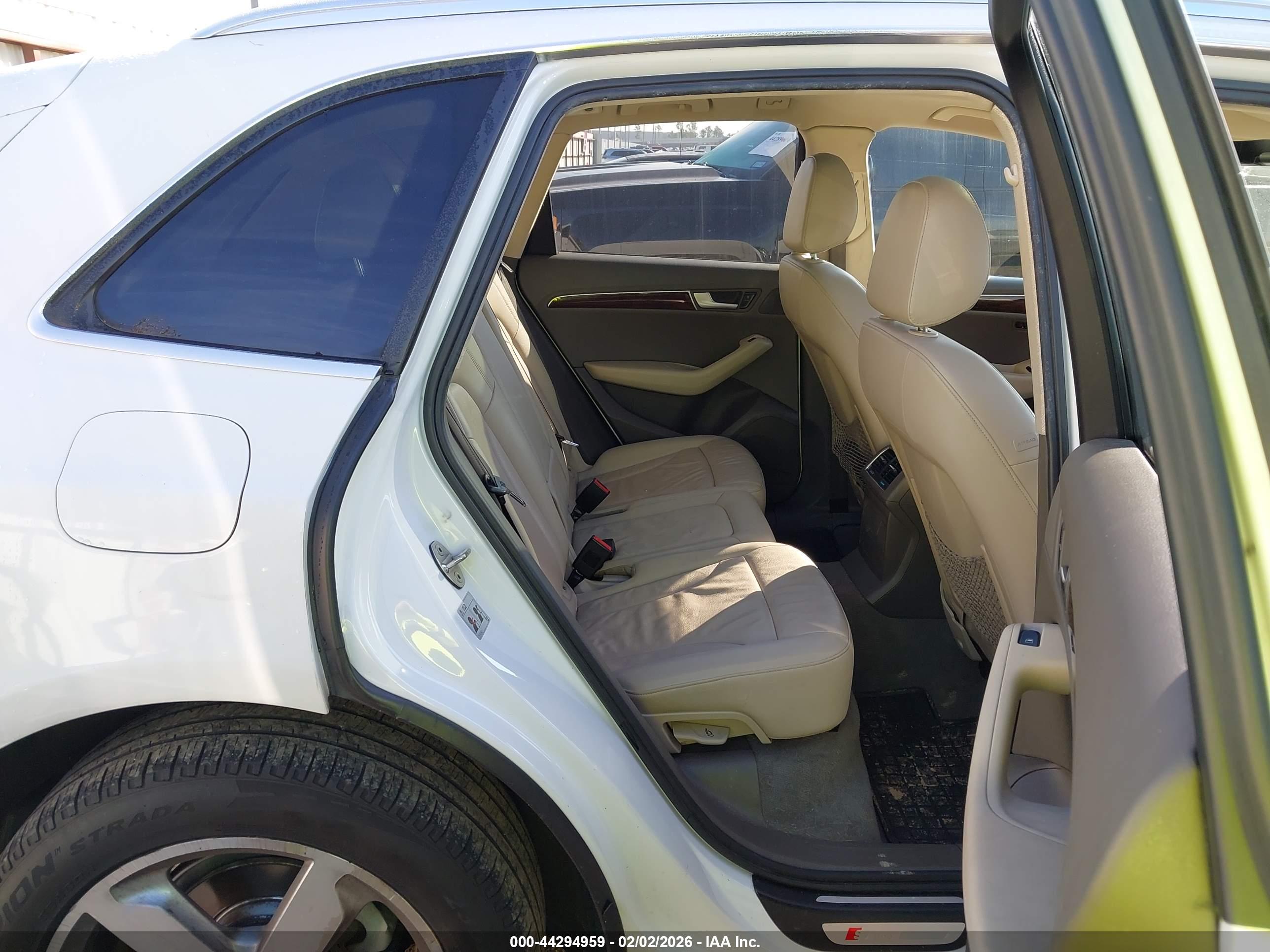 AUDI Q5 image 8