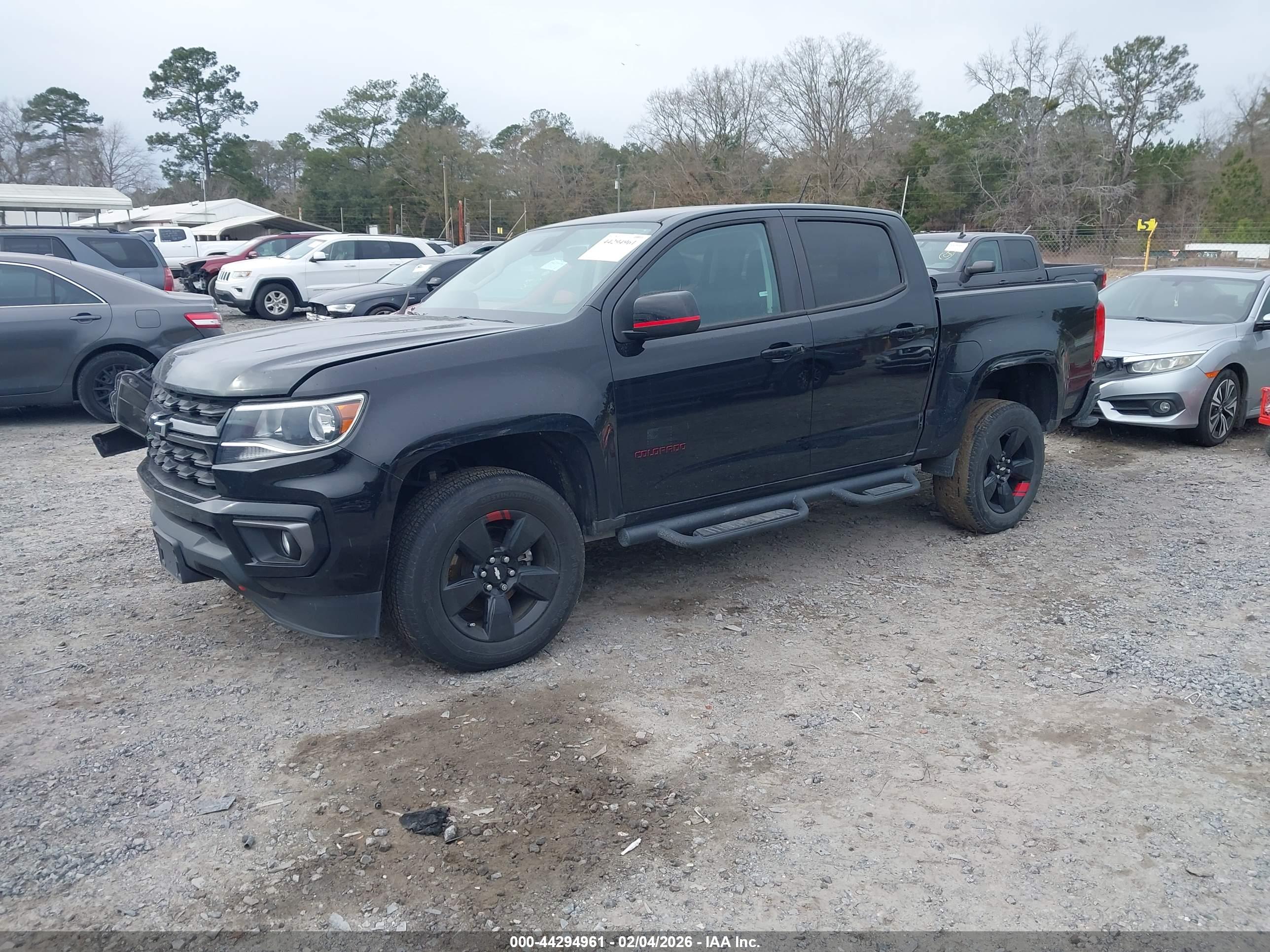 CHEVROLET COLORADO image 2
