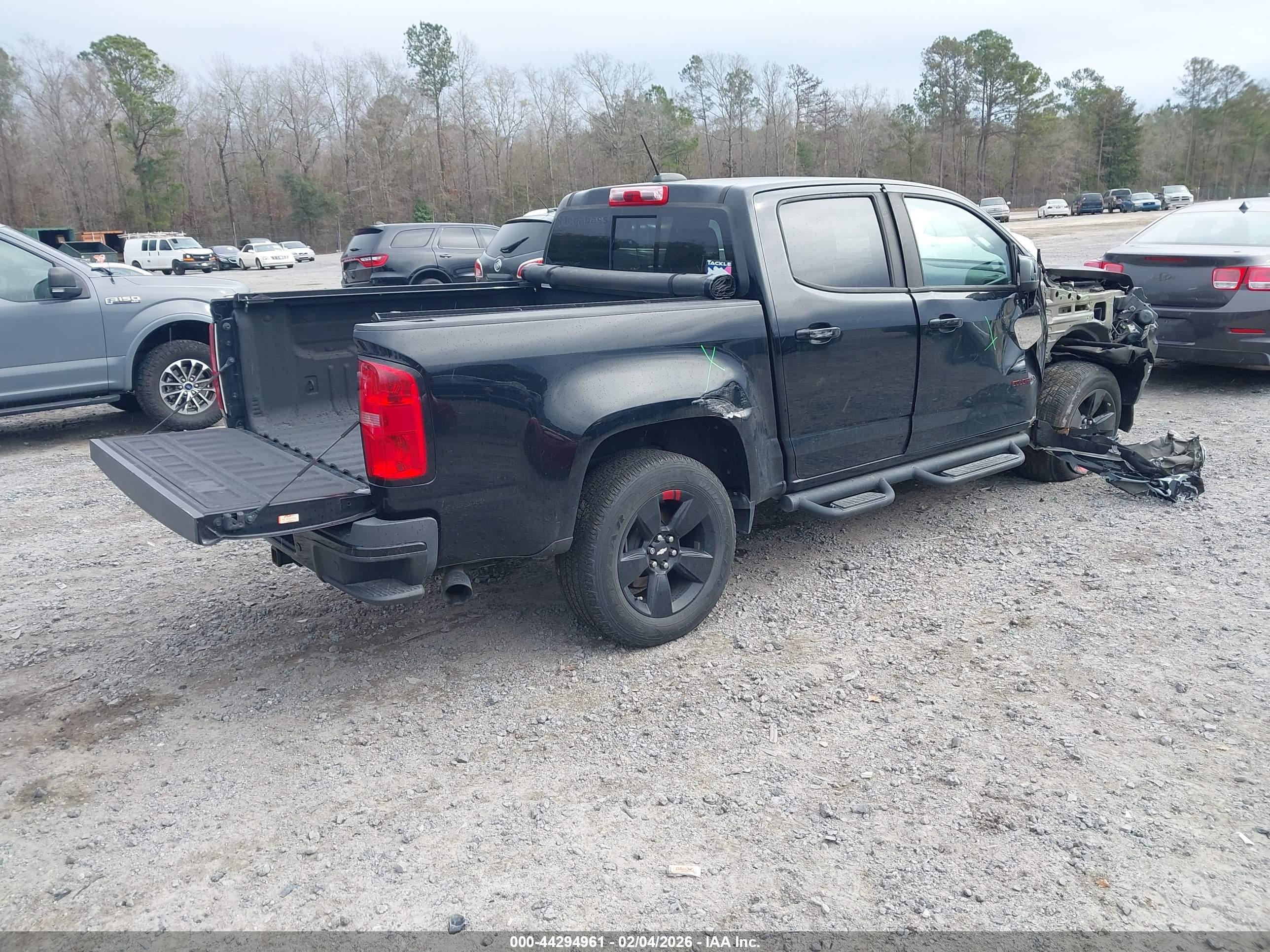 CHEVROLET COLORADO image 4
