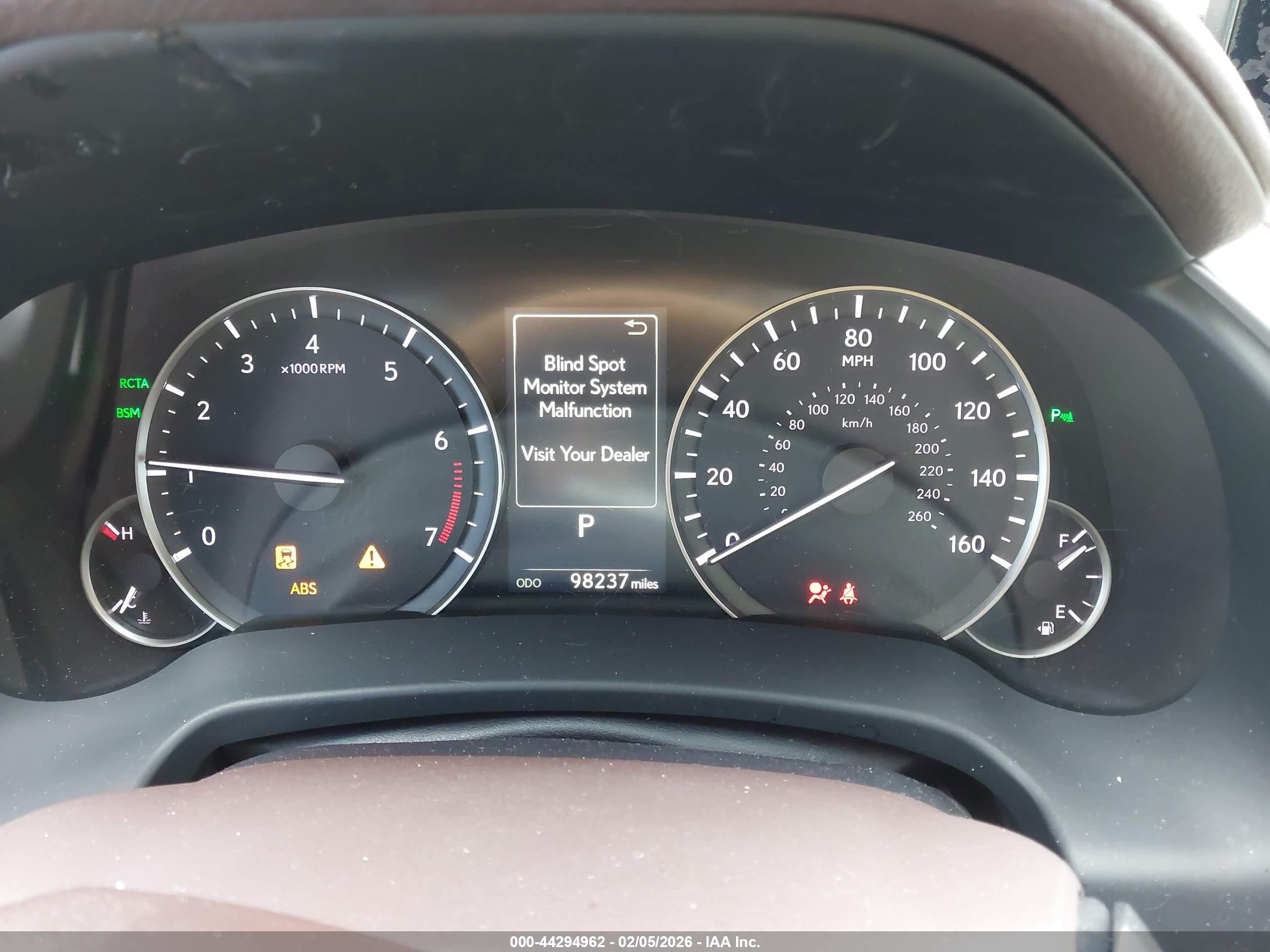 LEXUS RX image 7