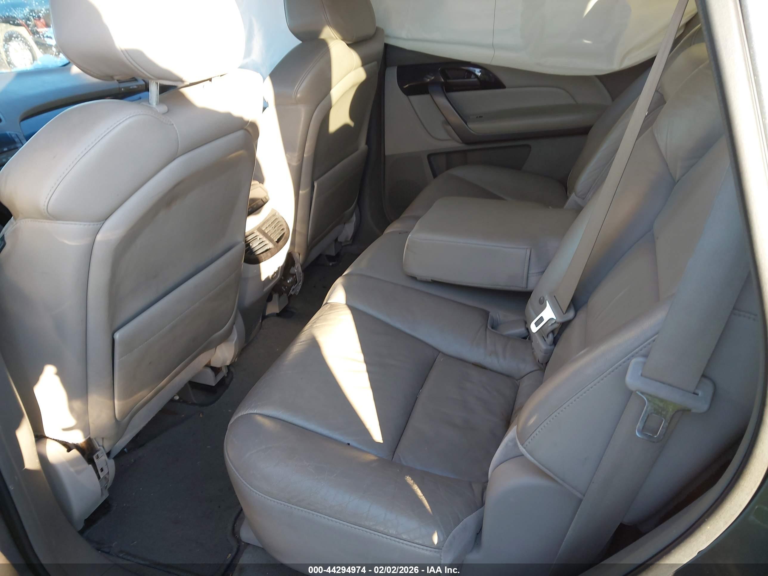 ACURA MDX image 8
