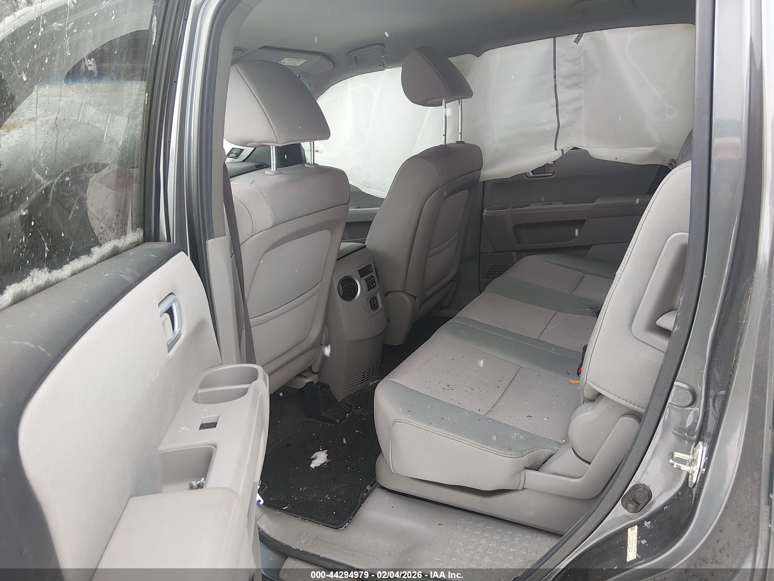 HONDA PILOT image 8