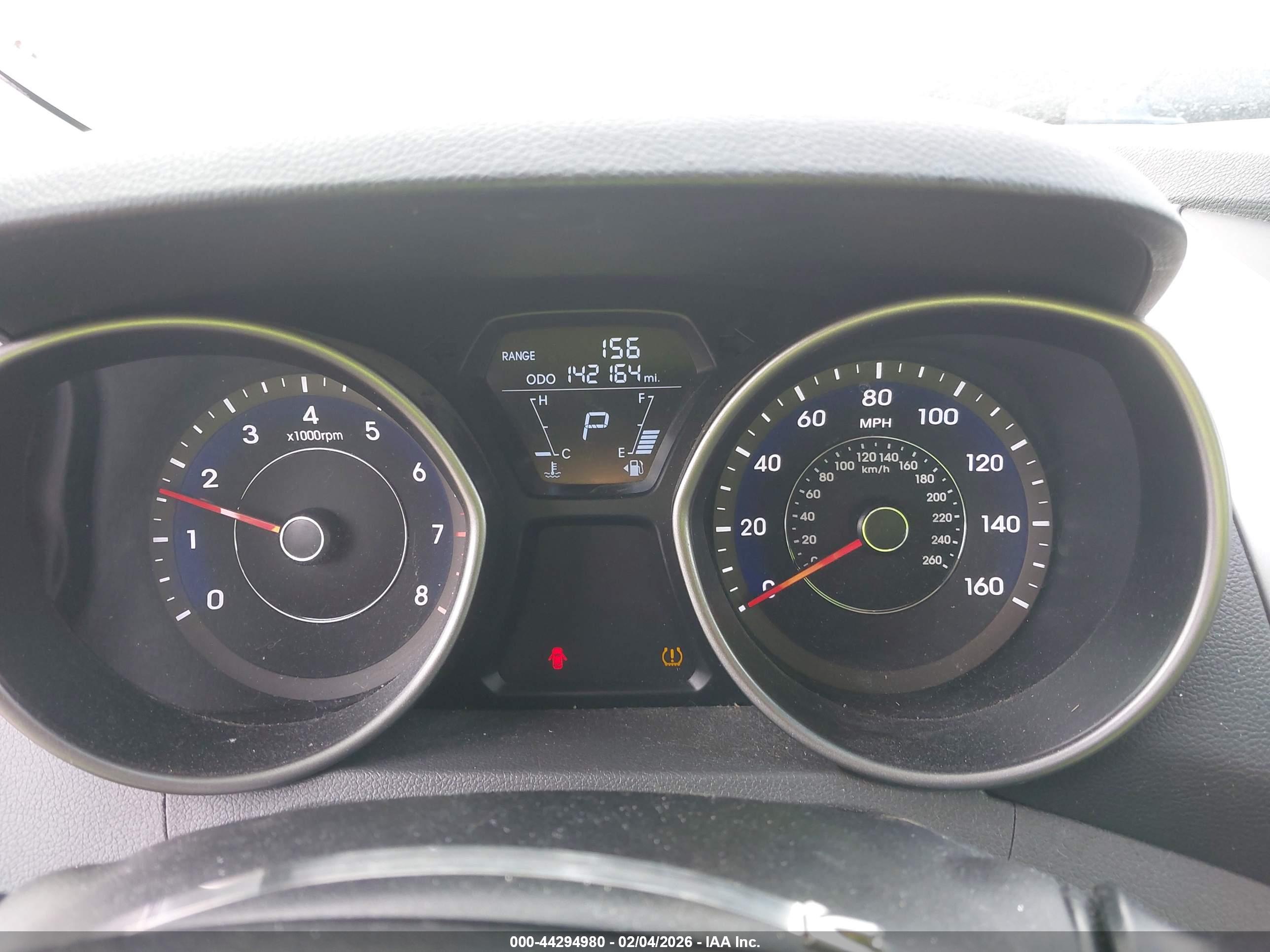 HYUNDAI ELANTRA image 7