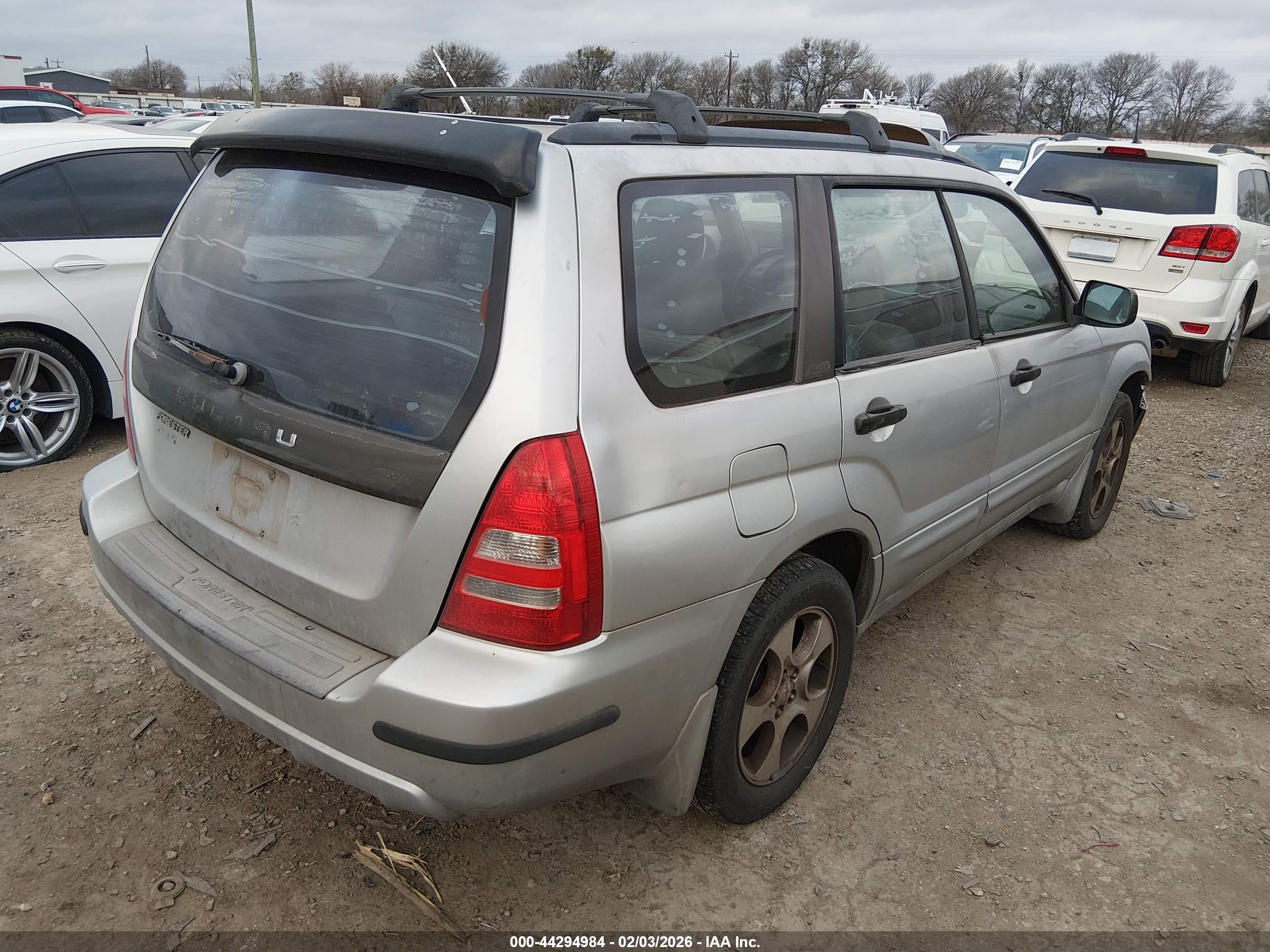 SUBARU FORESTER image 4