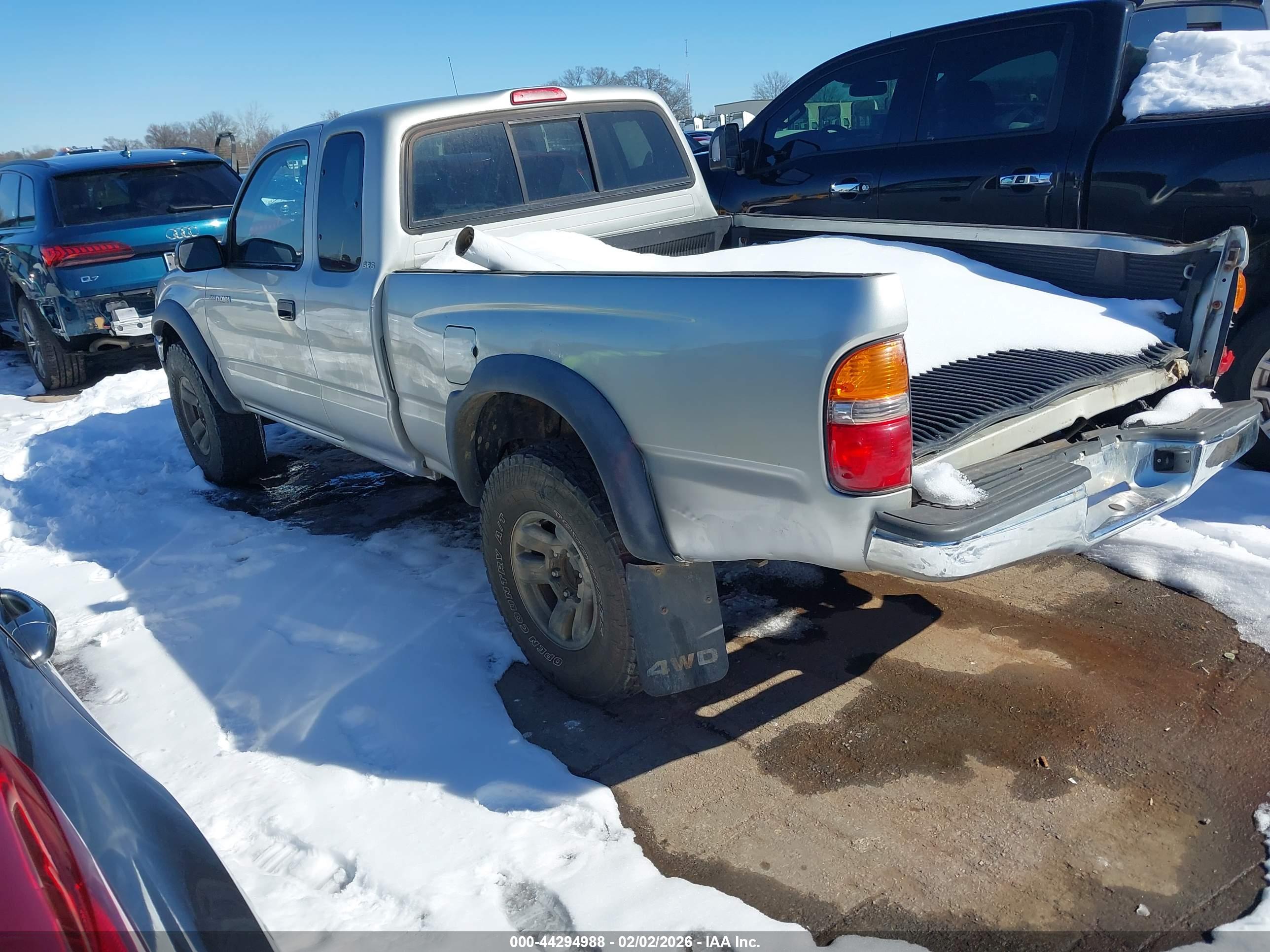 TOYOTA TACOMA image 3